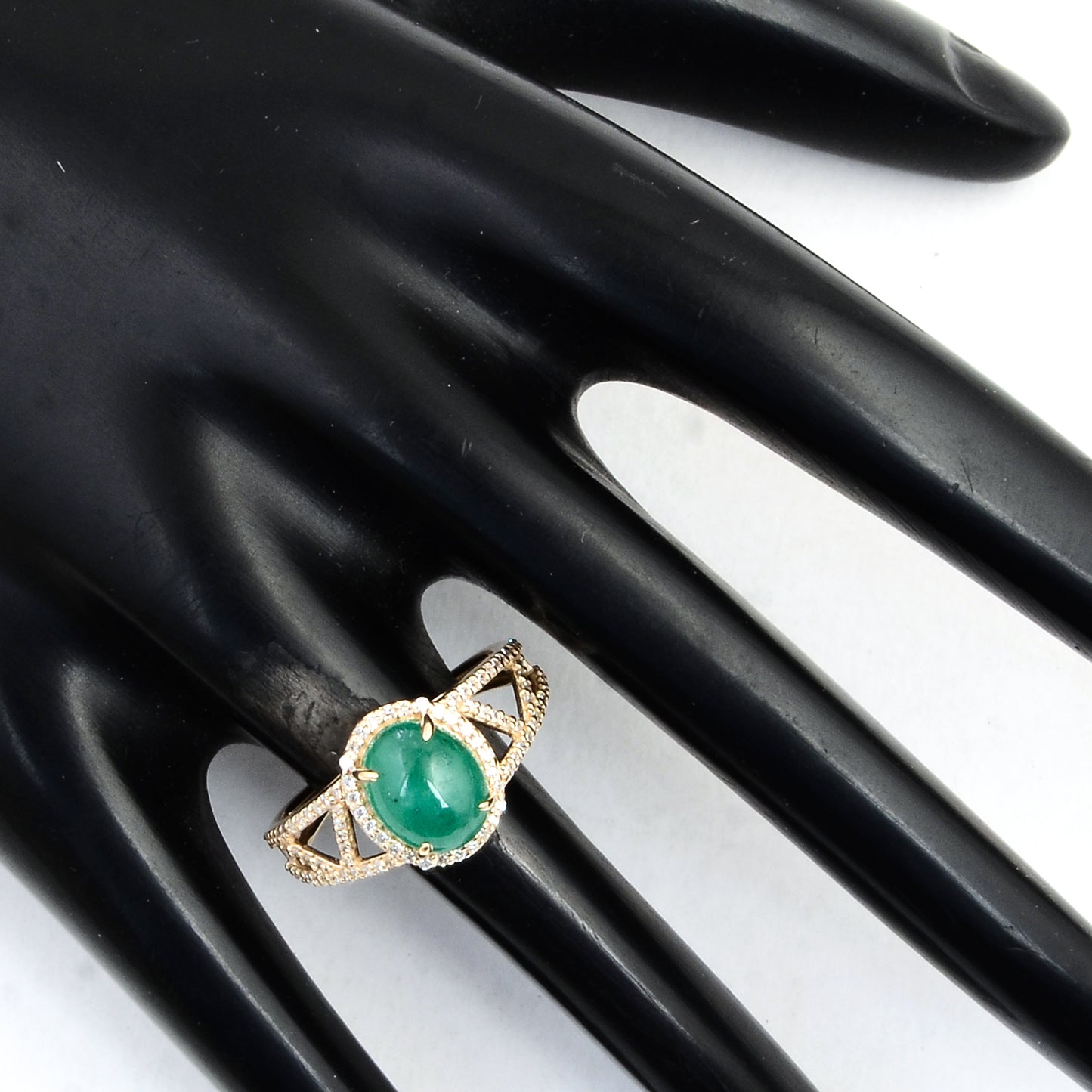 2.55 Ct Oval Cabochon Natural Beryl Emerald 14K Gold Ring