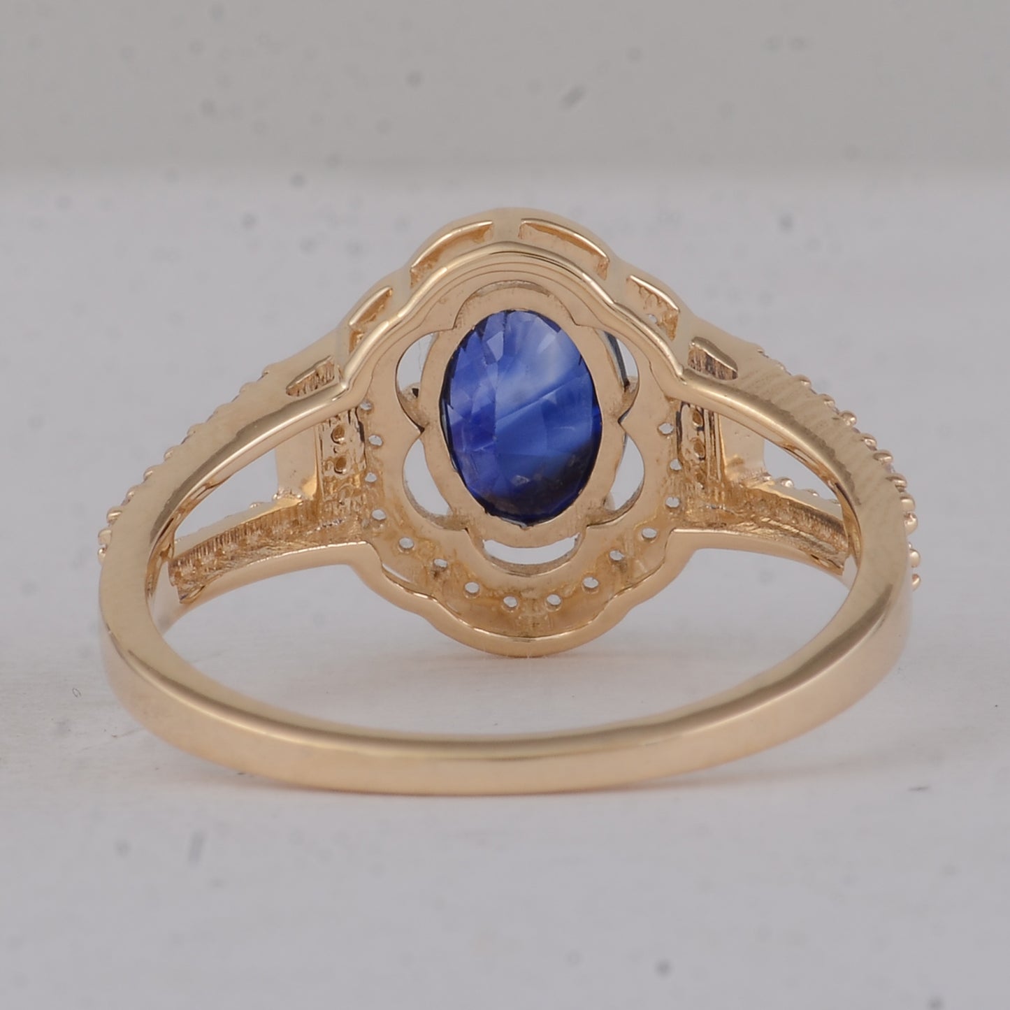 1.42 Ct Oval Sapphire 9K Gold Ring