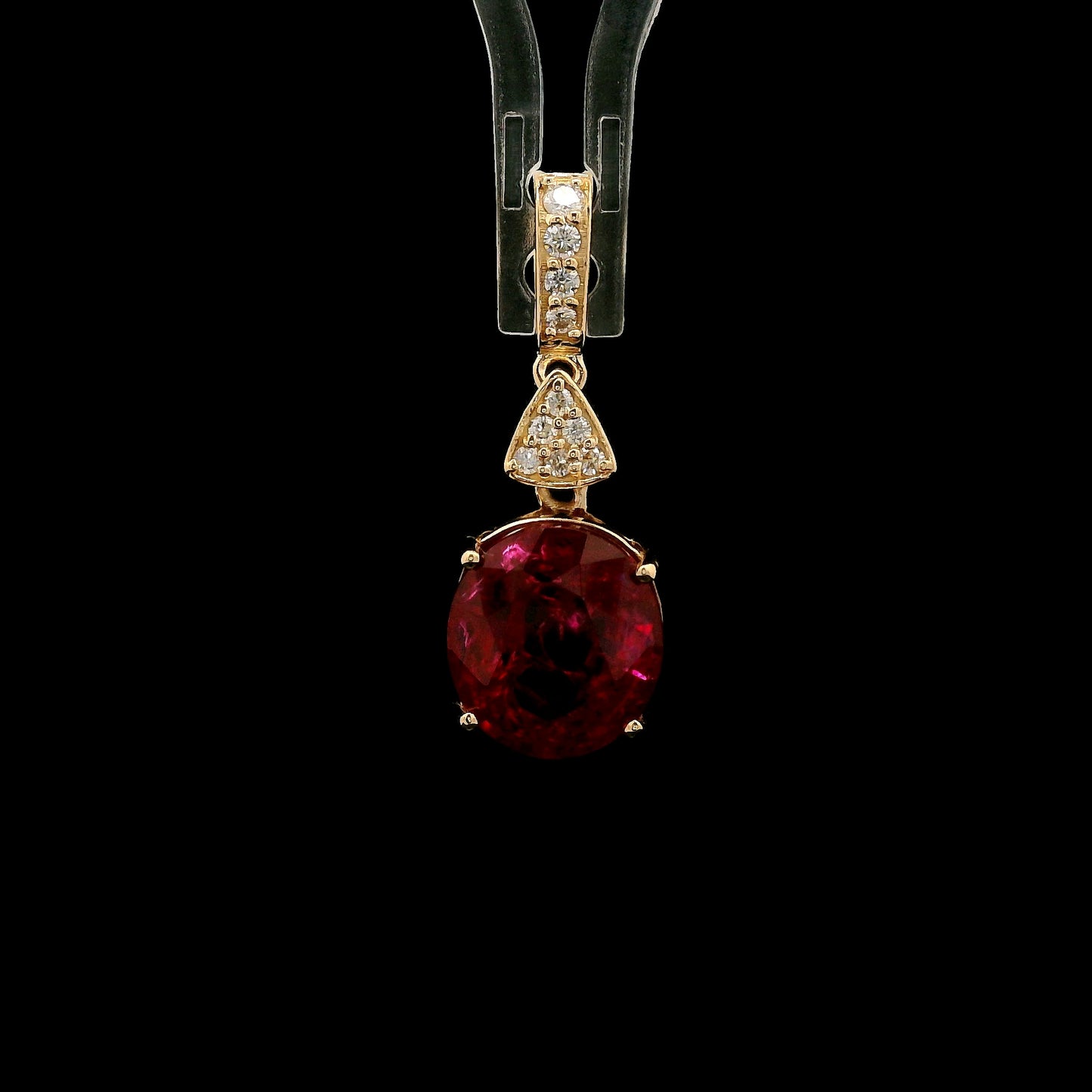 4.88 Ct Oval Mixed Cut Lab Grown Ruby 14K Gold Pendant
