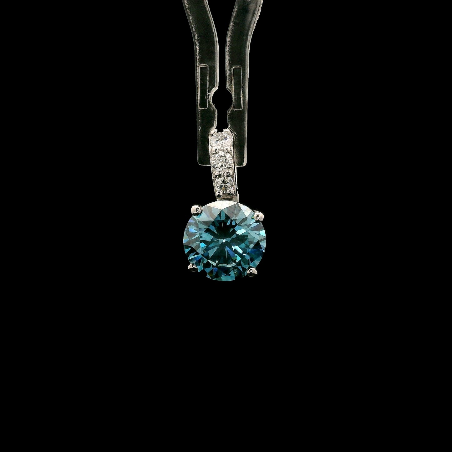 1.59 Carats Blue Lab Grown Diamond 14K Gold Pendant
