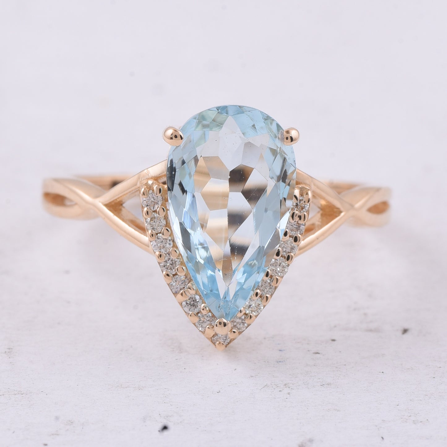 2.22 Ct Pear Natural Aquamarine 14K Gold Ring