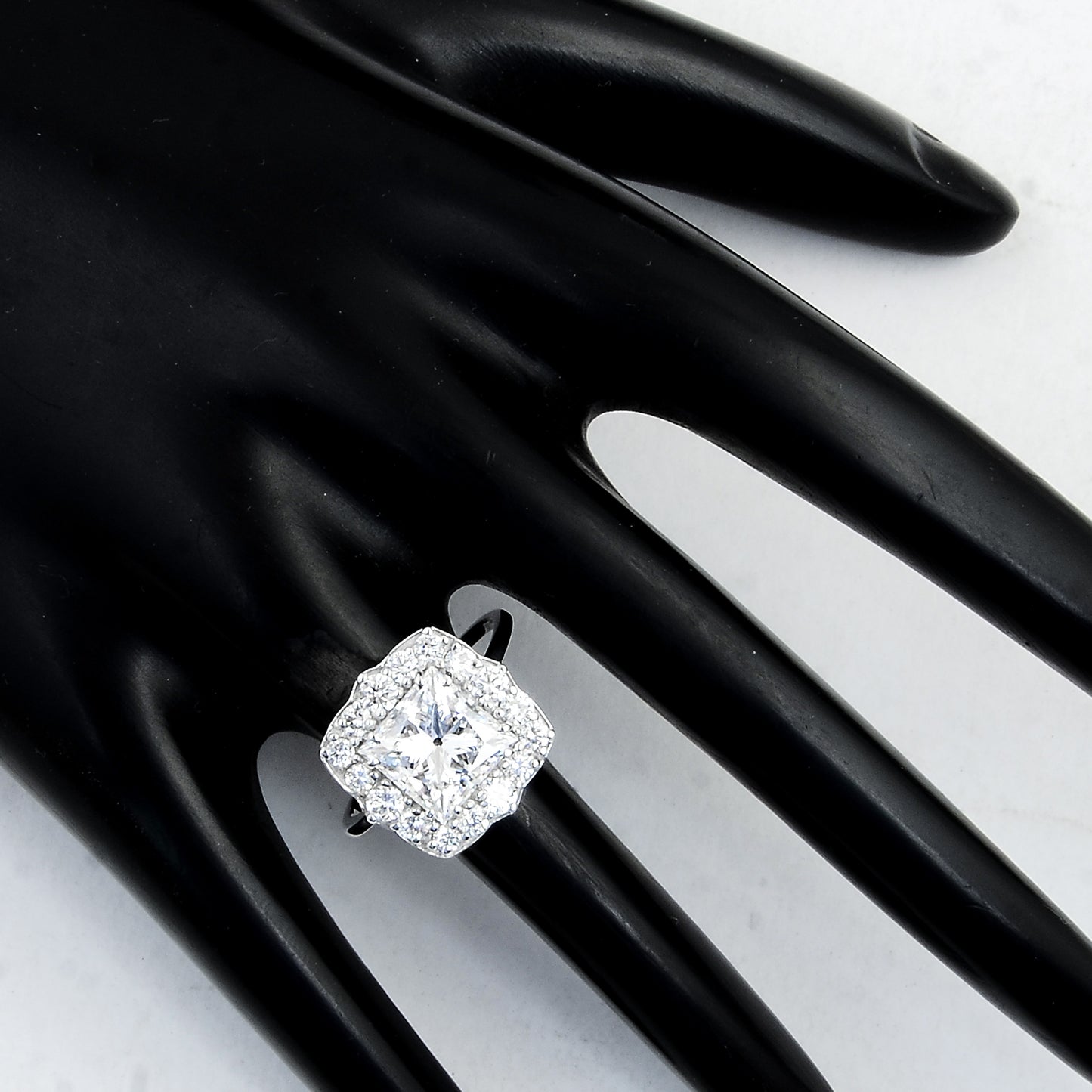 3.78 Carats Lab Grown Diamond 14K Gold Ring