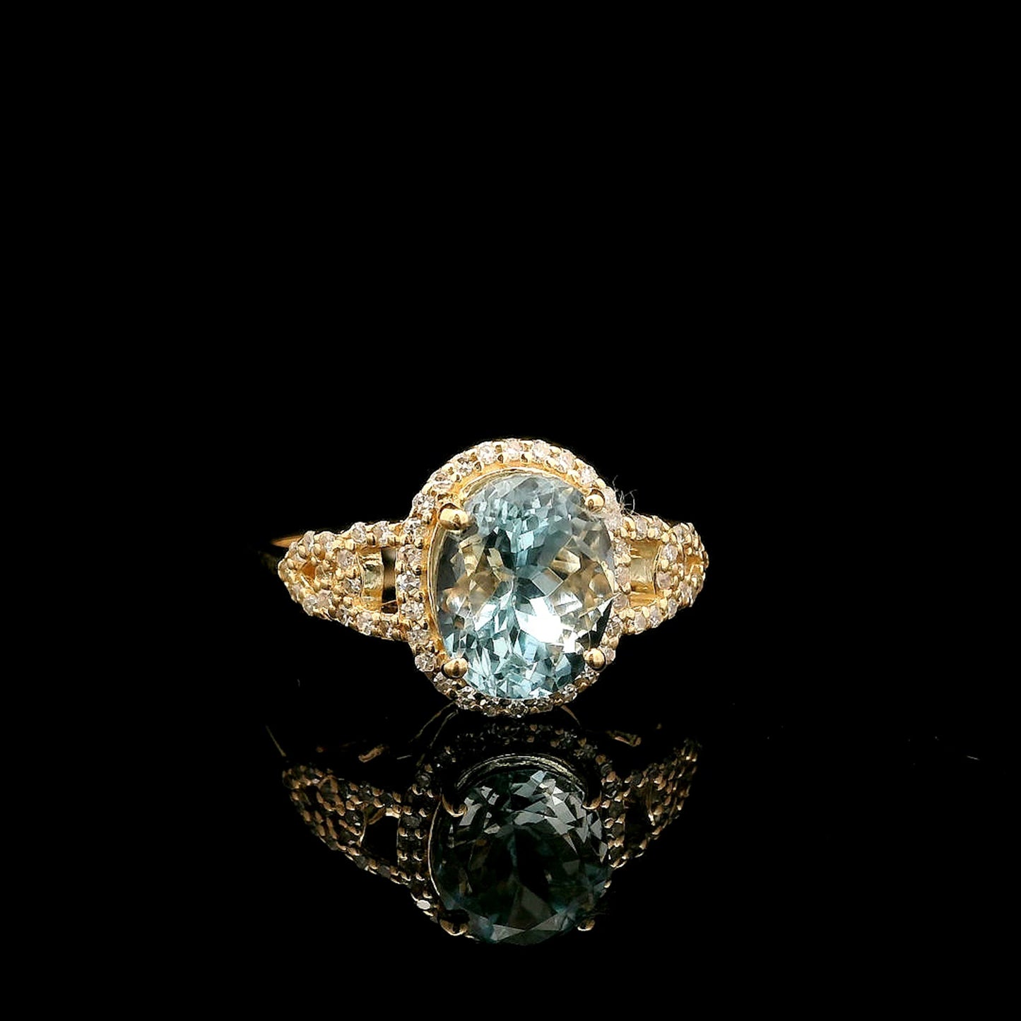 2.14 Ct Oval Mixed Cut Natural Aquamarine 14K Gold Ring
