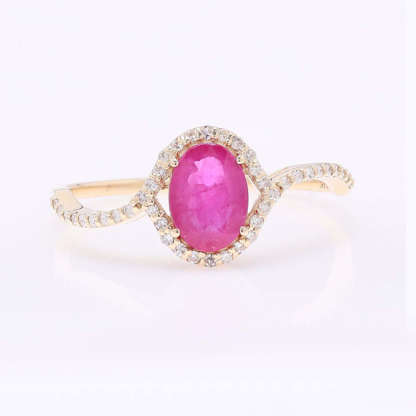 0.89 Ct Oval Mixed Cut Natural Ruby 14K Gold Ring