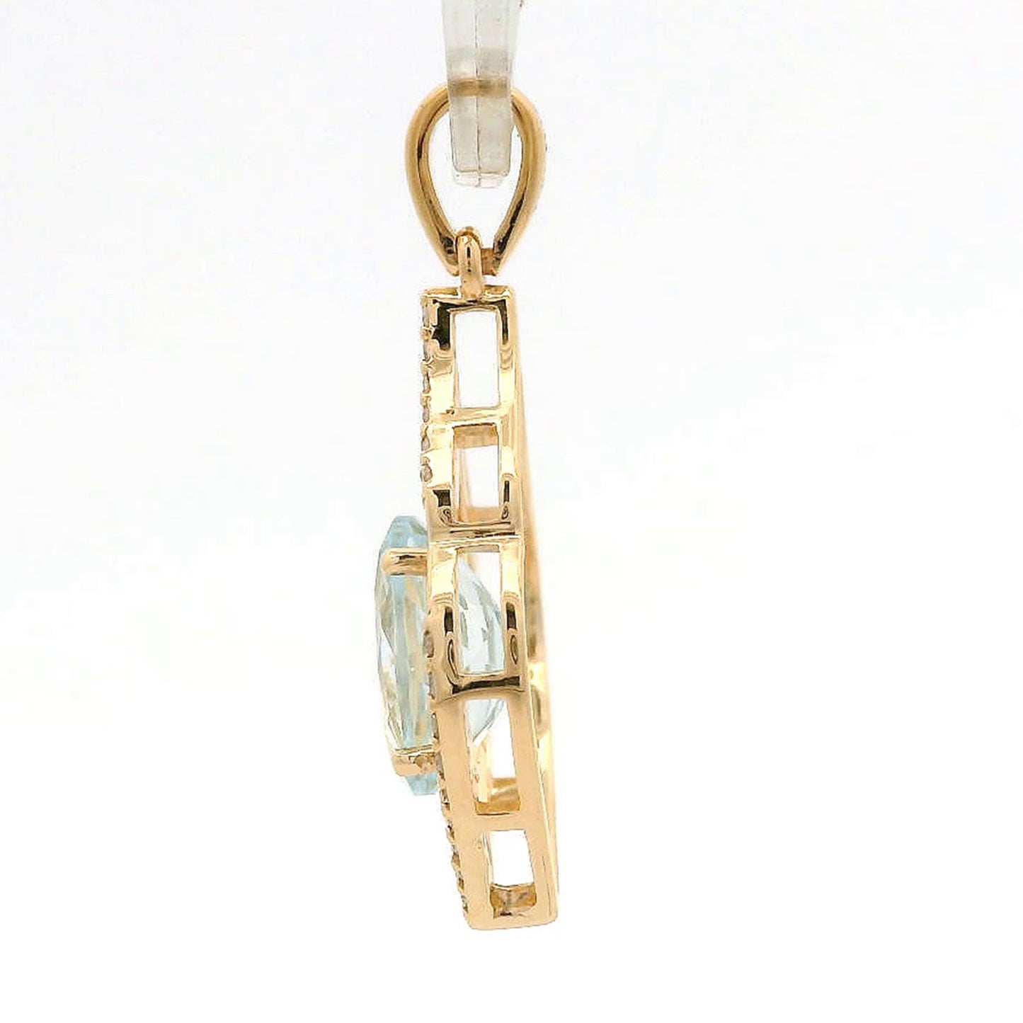 1.01 Ct Oval Aquamarine 14K Gold Pendant