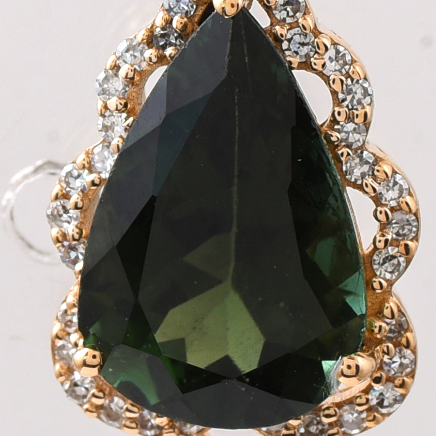 2.24 Ct Pear Mixed Cut Natural Green Tourmaline 14K Gold Pendant