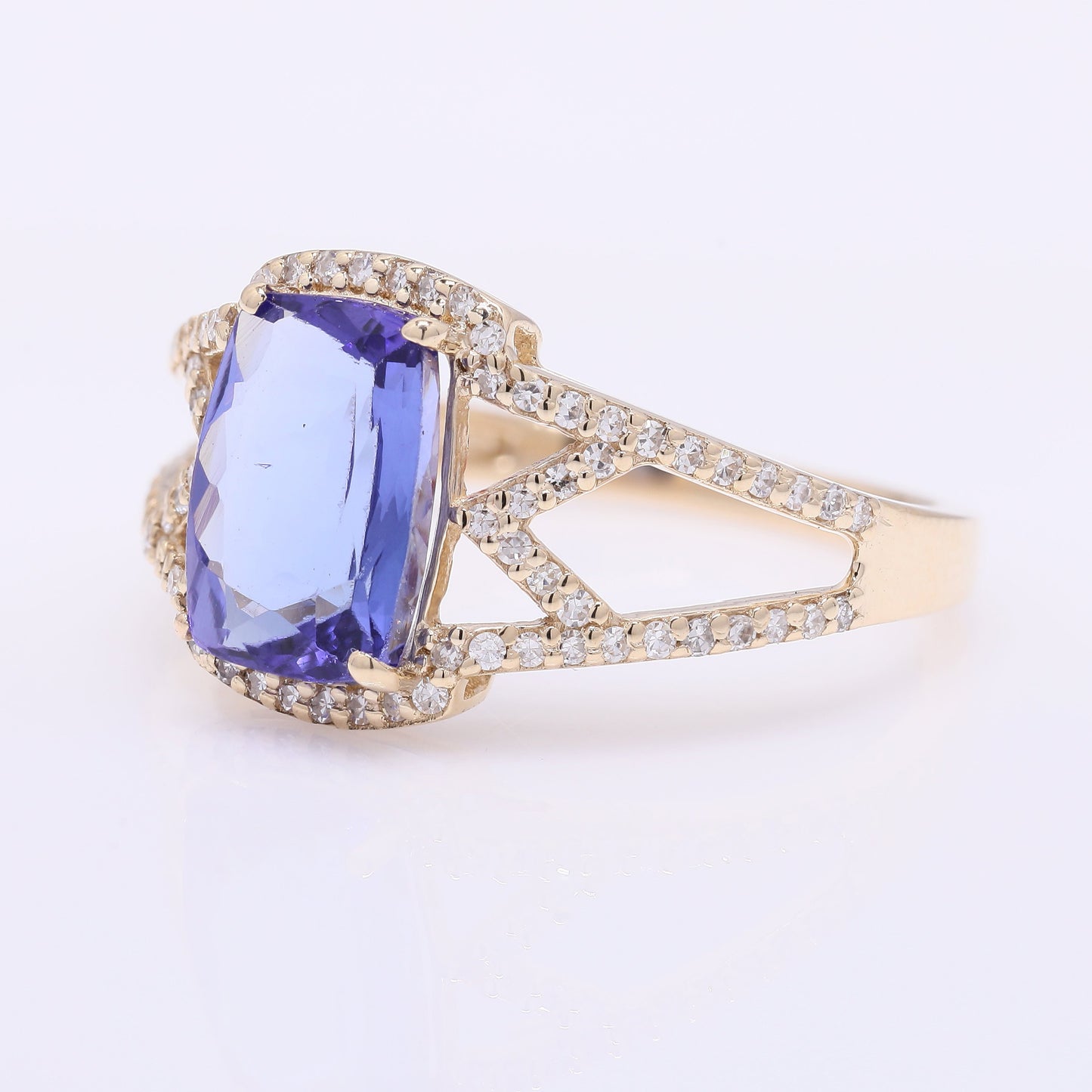 2.35 Ct Cushion Mixed Cut Natural Tanzanite 14K Gold Ring