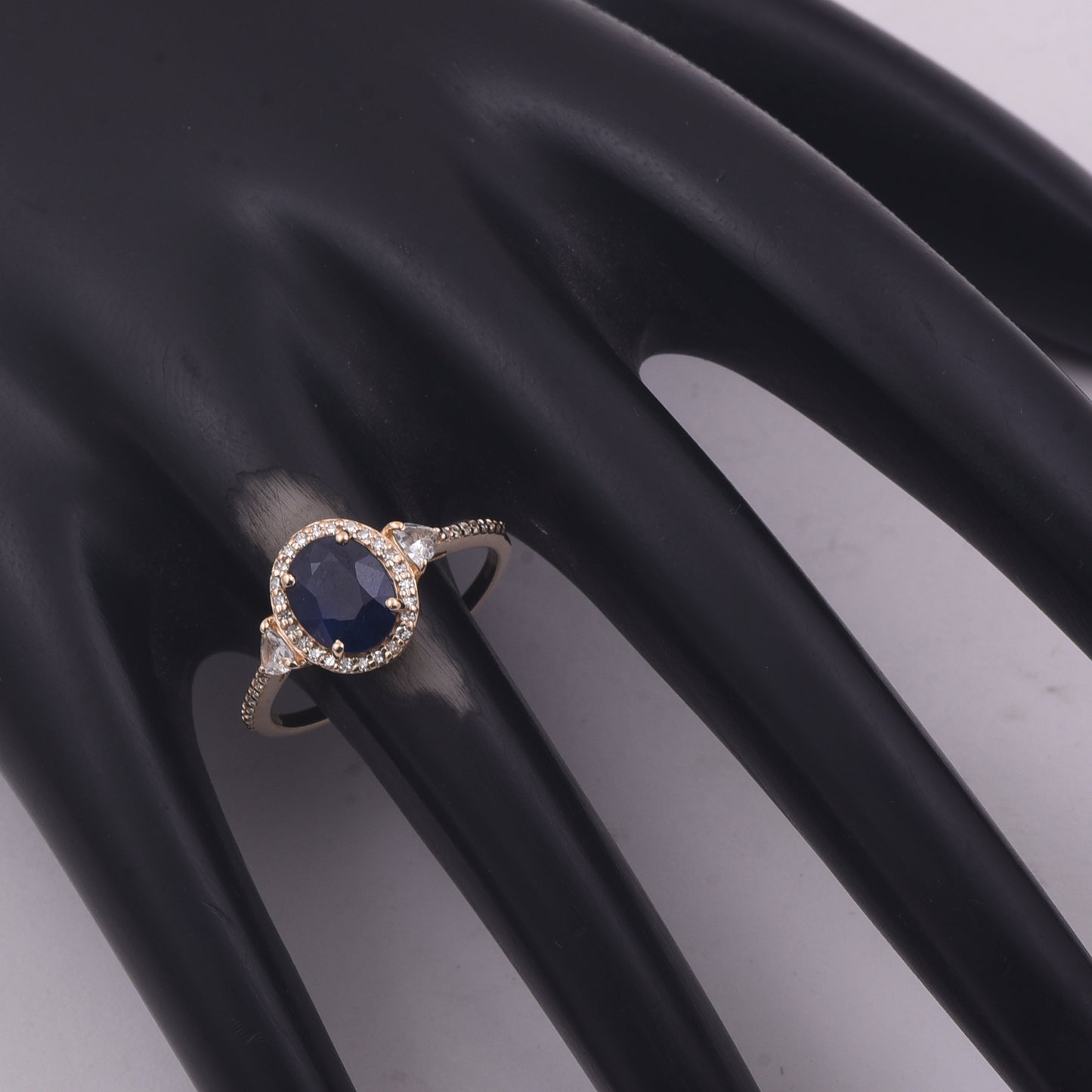 1.88 Ct Oval Mixed Cut Natural Sapphire 14K Gold Ring