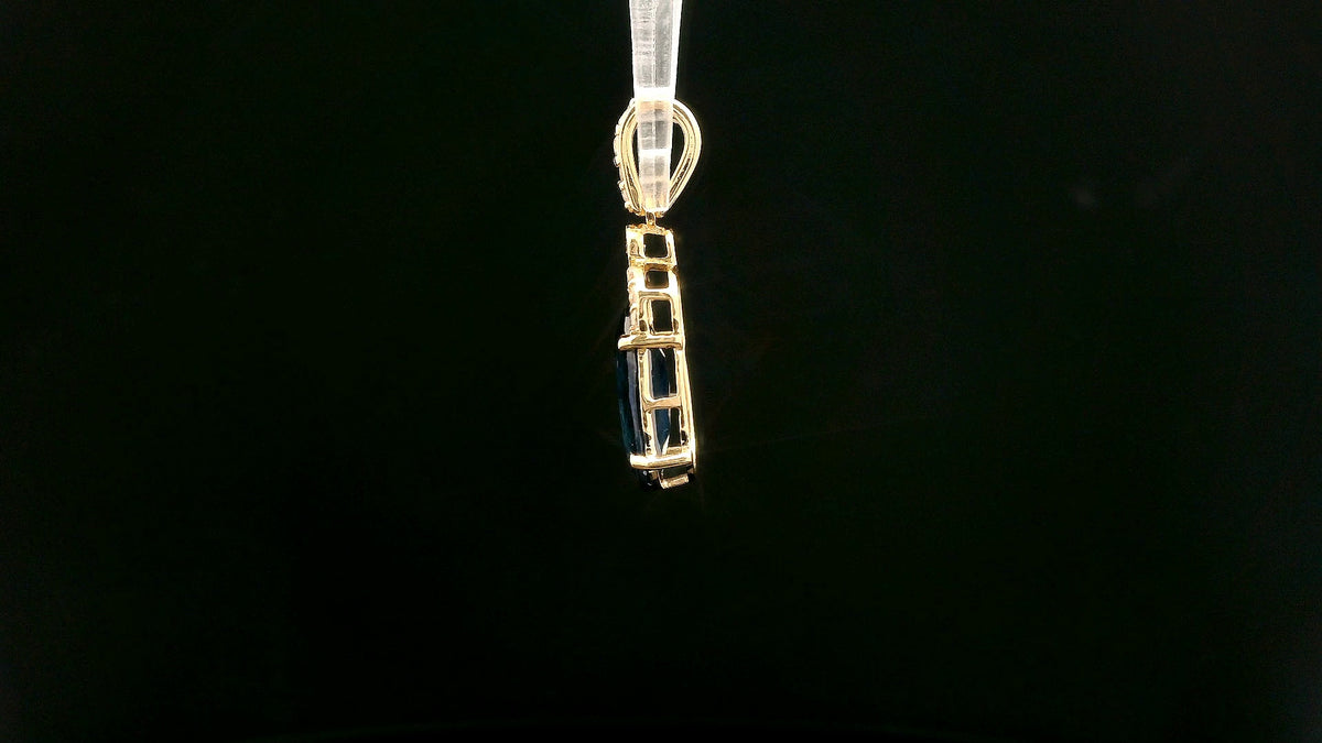 2.51 Ct Oval Mixed Cut Natural Corundum Sapphire 14K Gold Pendant