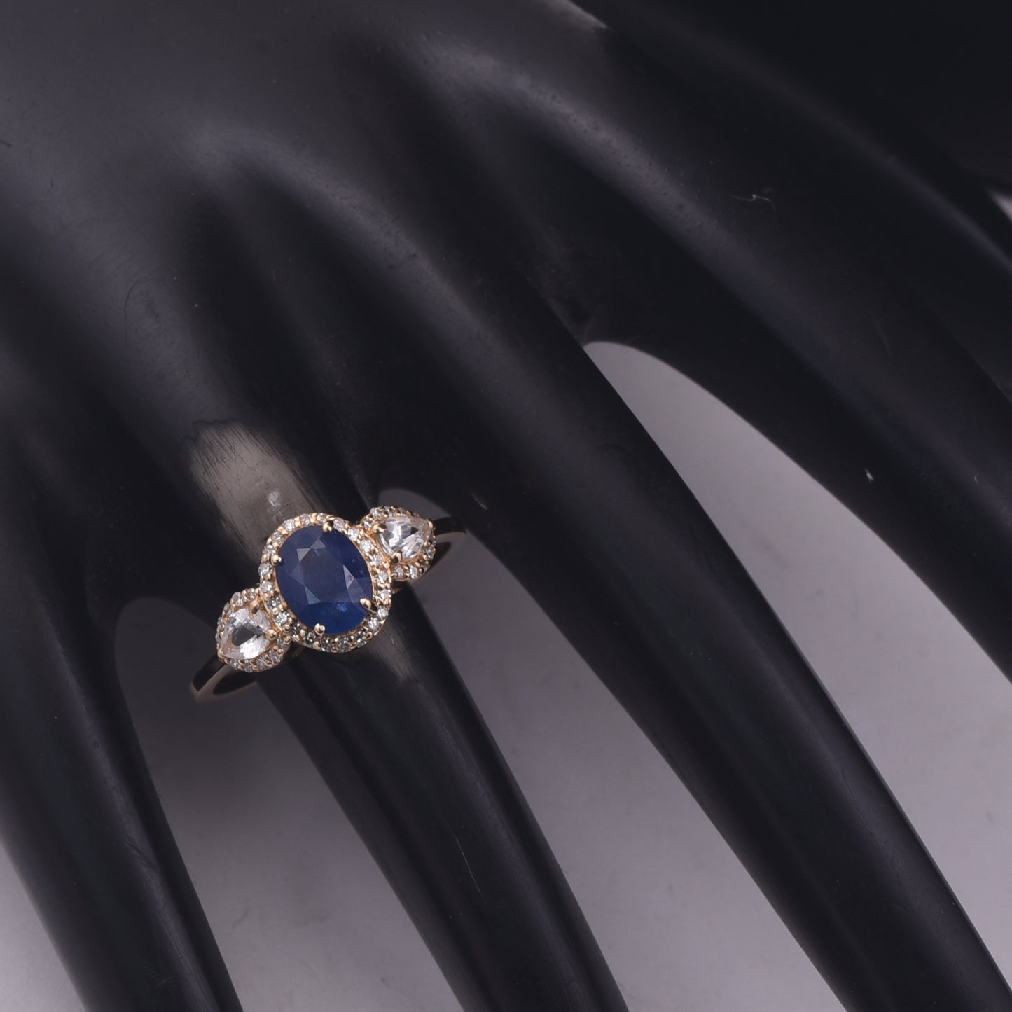 1.93 Ct Oval Mixed Cut Natural Sapphire 14K Gold Ring