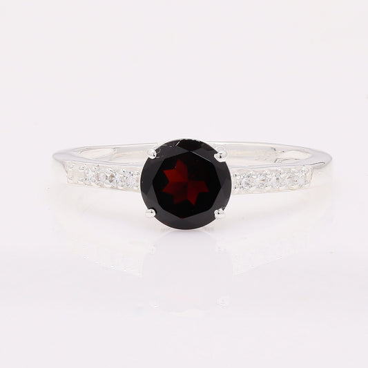 1.52 Ct Round Garnet 925 Silver Ring