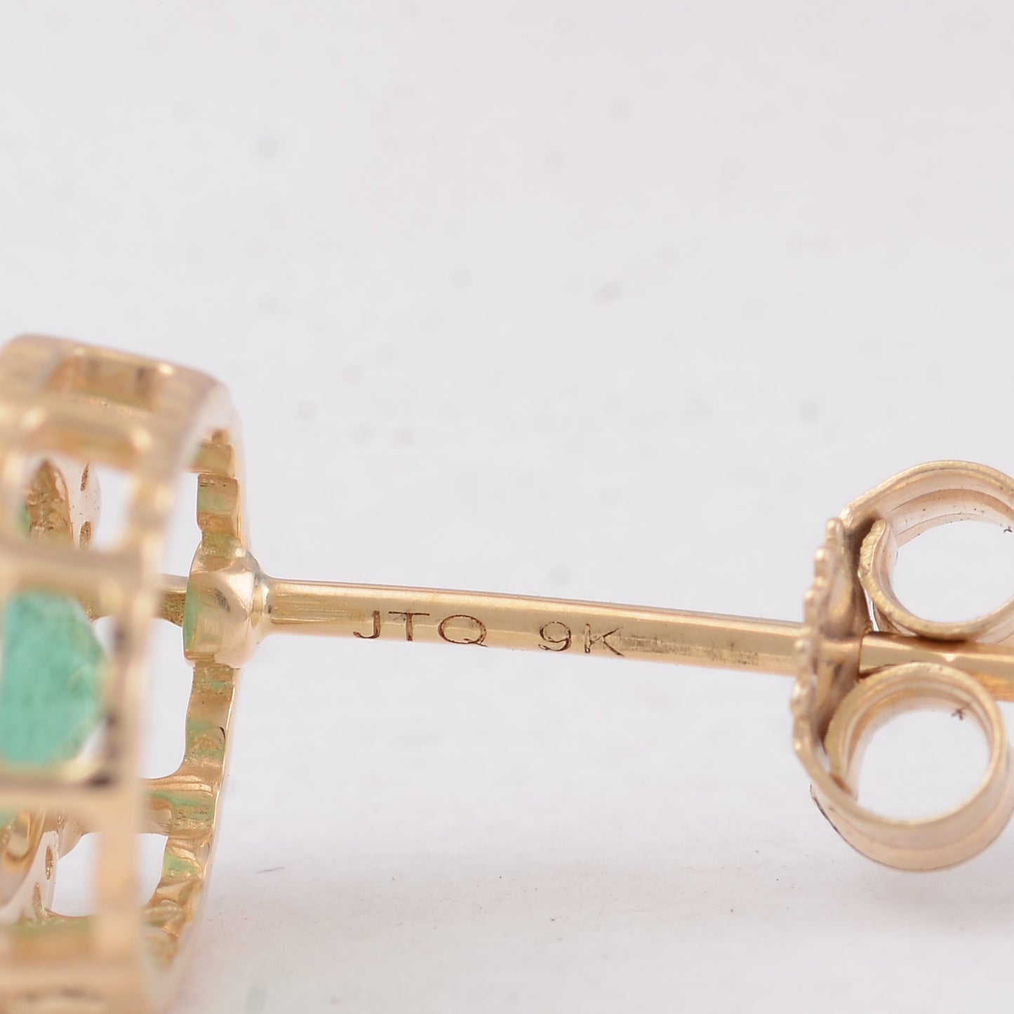 2.92 Ct Oval Emerald 9K Gold Earrings