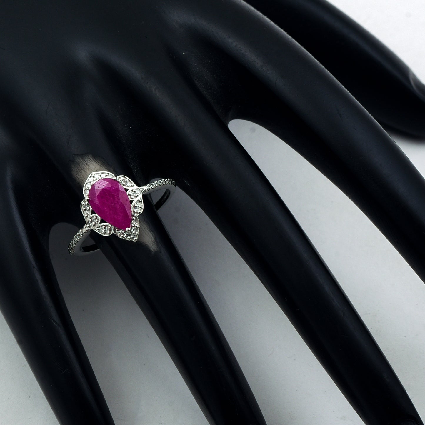 1.54 Ct Pear Mixed Cut Natural Ruby 950 Platinum Ring