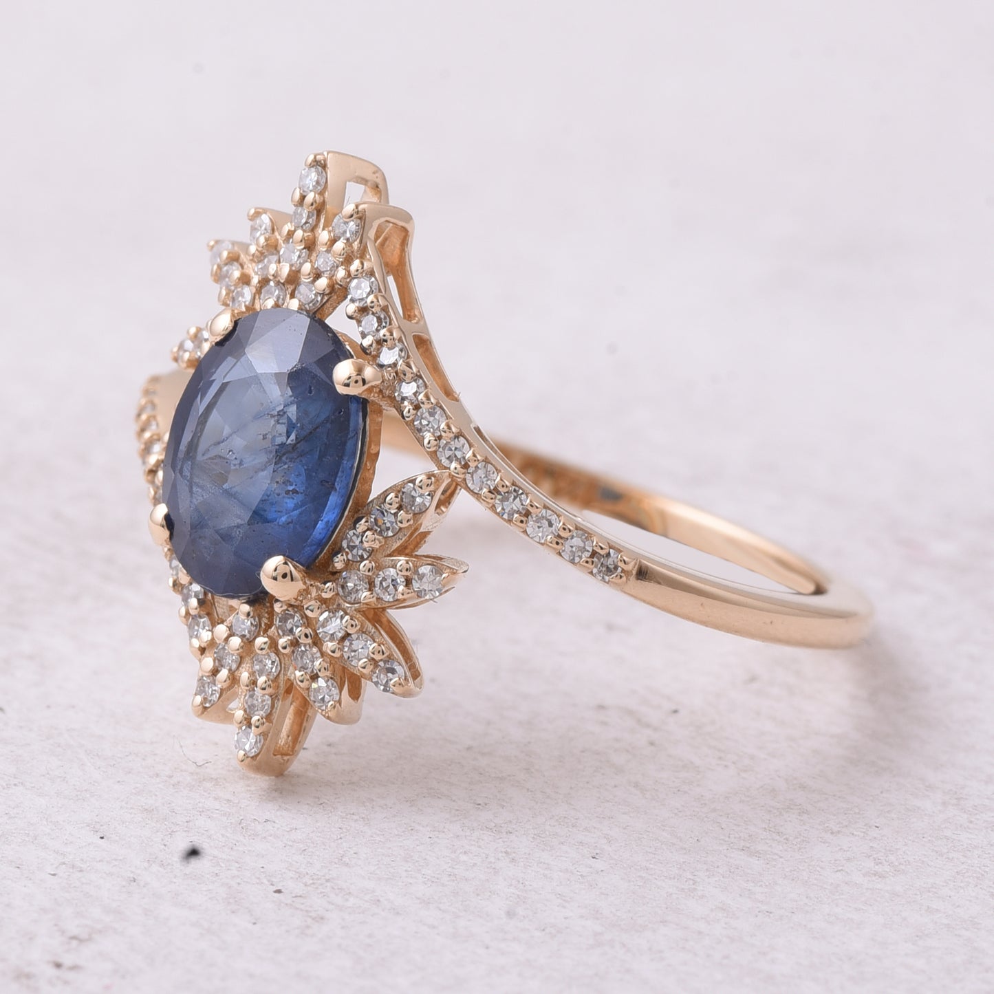 1.78 Ct Oval Mixed Cut Natural Sapphire 14K Gold Ring