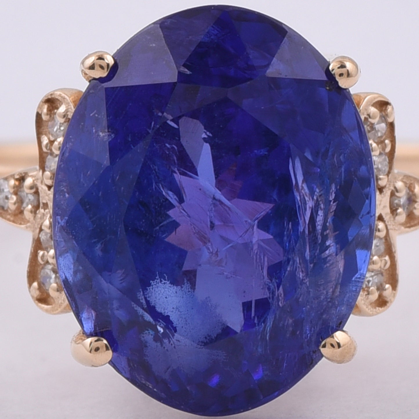 5.65 Ct Oval Natural Tanzanite 14K Gold Ring