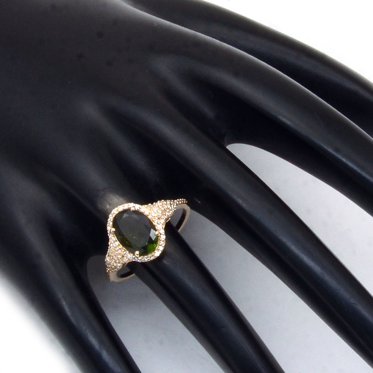 1.93 Ct Oval Mixed Cut Natural Tourmaline 14K Gold Ring