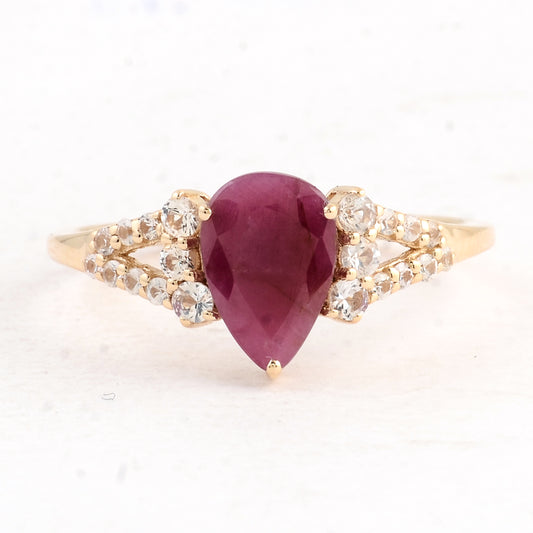 1.65 Ct Pear Ruby 14K Gold Ring
