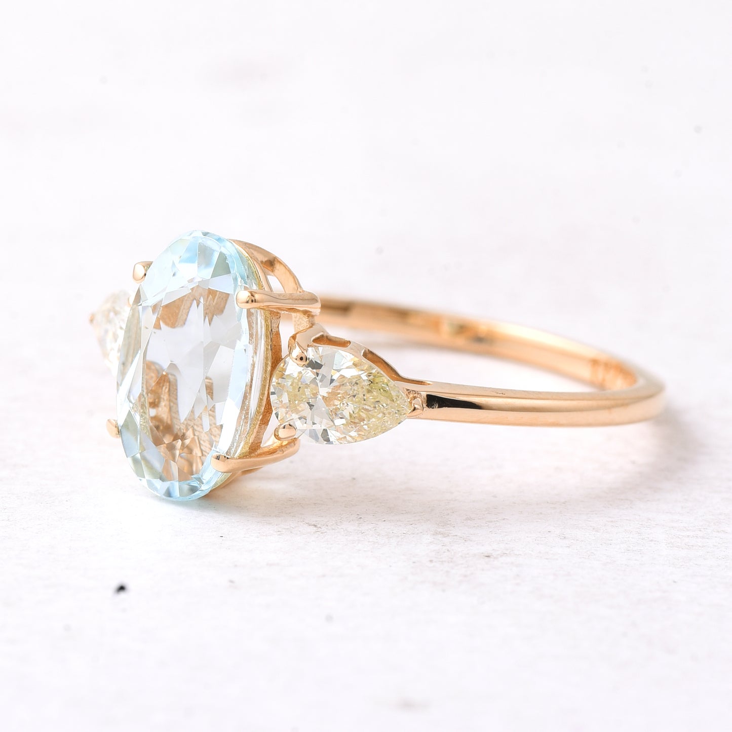 1.97 Ct Oval Mixed Cut Natural Aquamarine 14K Gold Ring