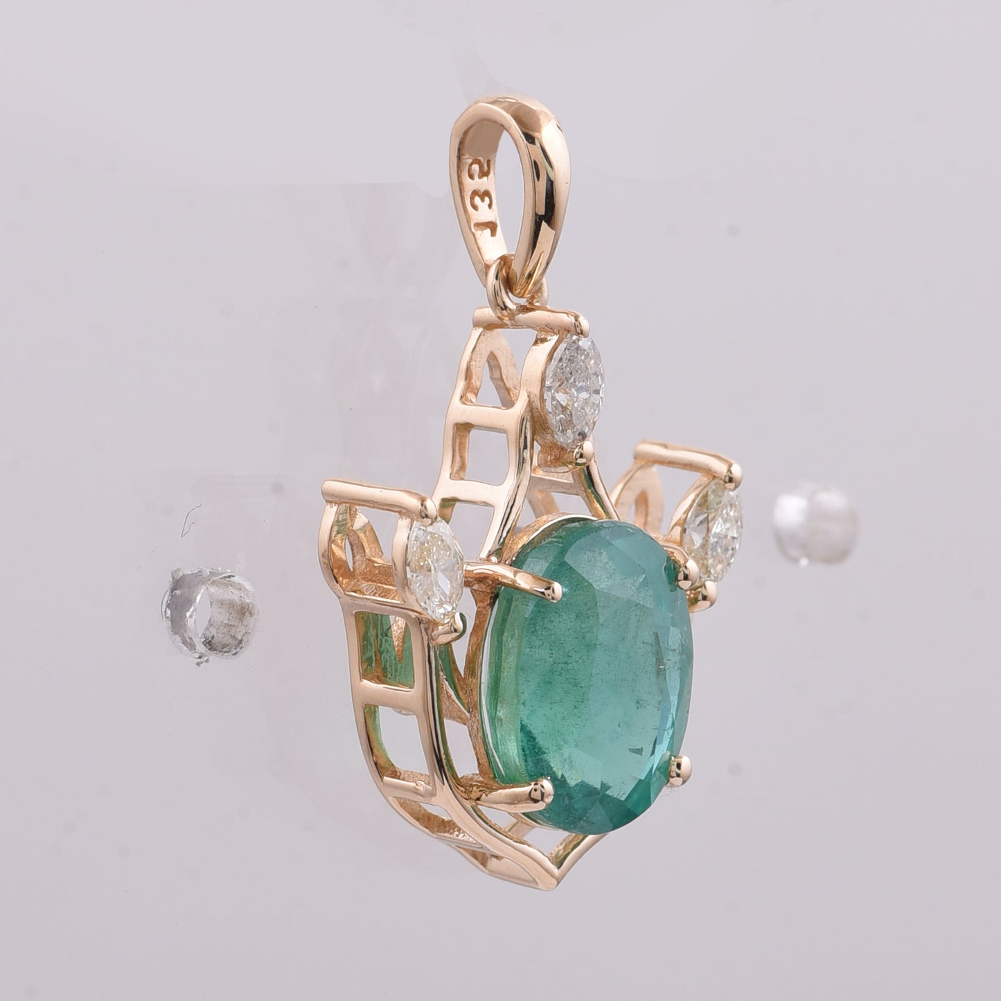 2.44 Ct Oval Natural Emerald 14K Gold Pendant