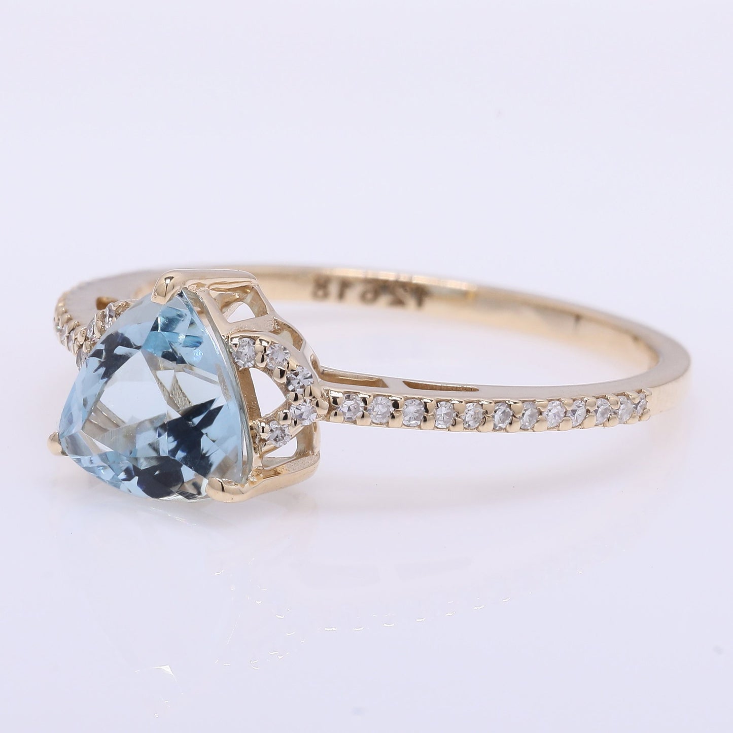 1.22 Ct Triangle Mixed Cut Natural Aquamarine 14K Gold Ring