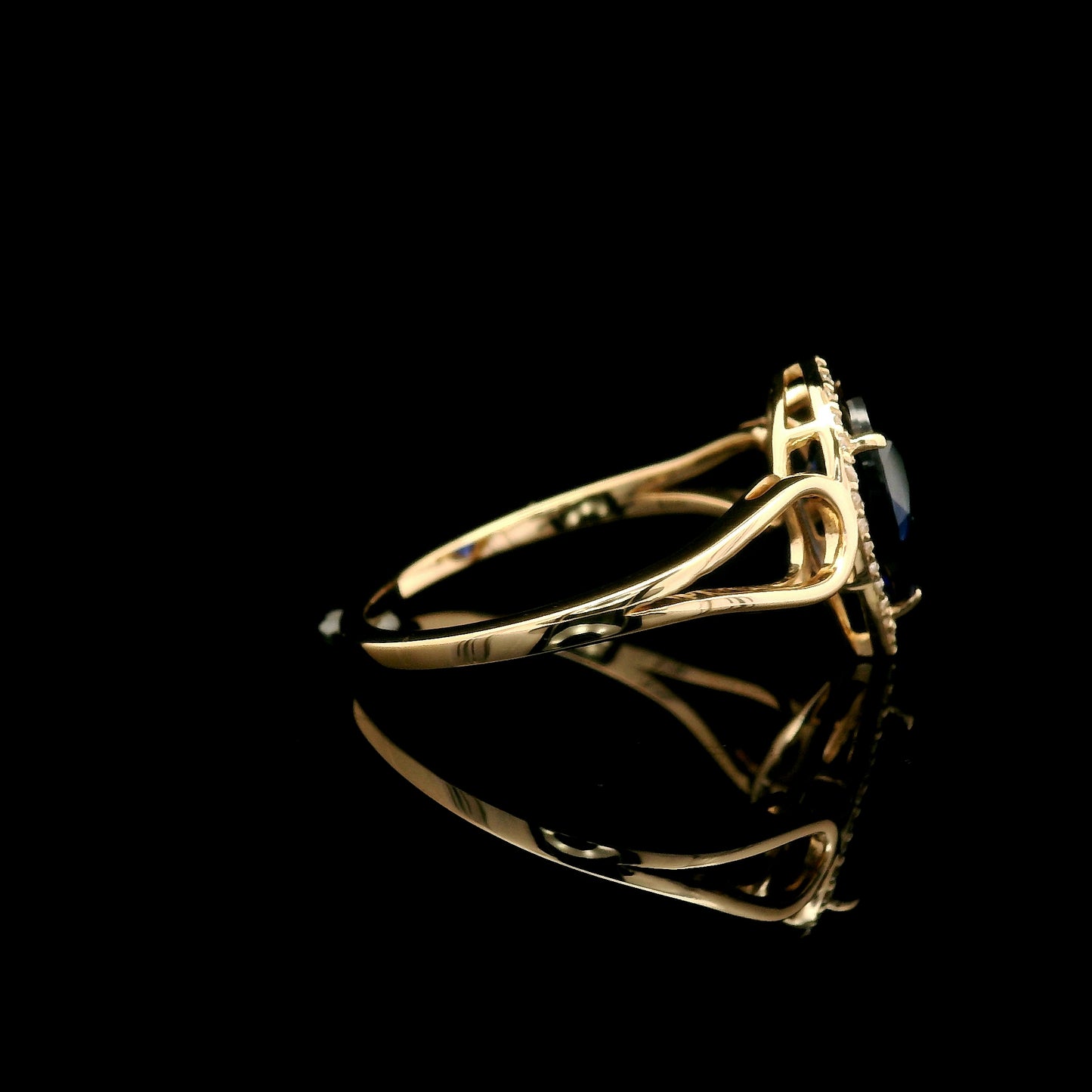 1.78 Ct Pear Mixed Cut Lab Grown Sapphire 14K Gold Ring