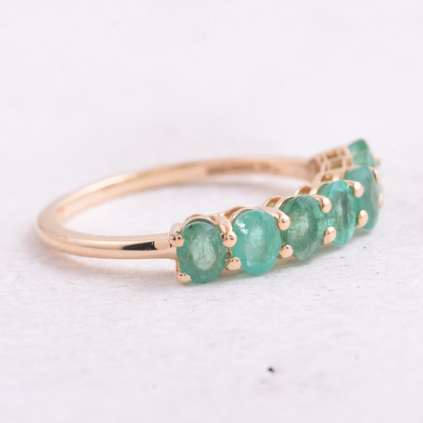 1.54 Ct Oval Mixed Cut Natural Emerald 14K Gold Ring