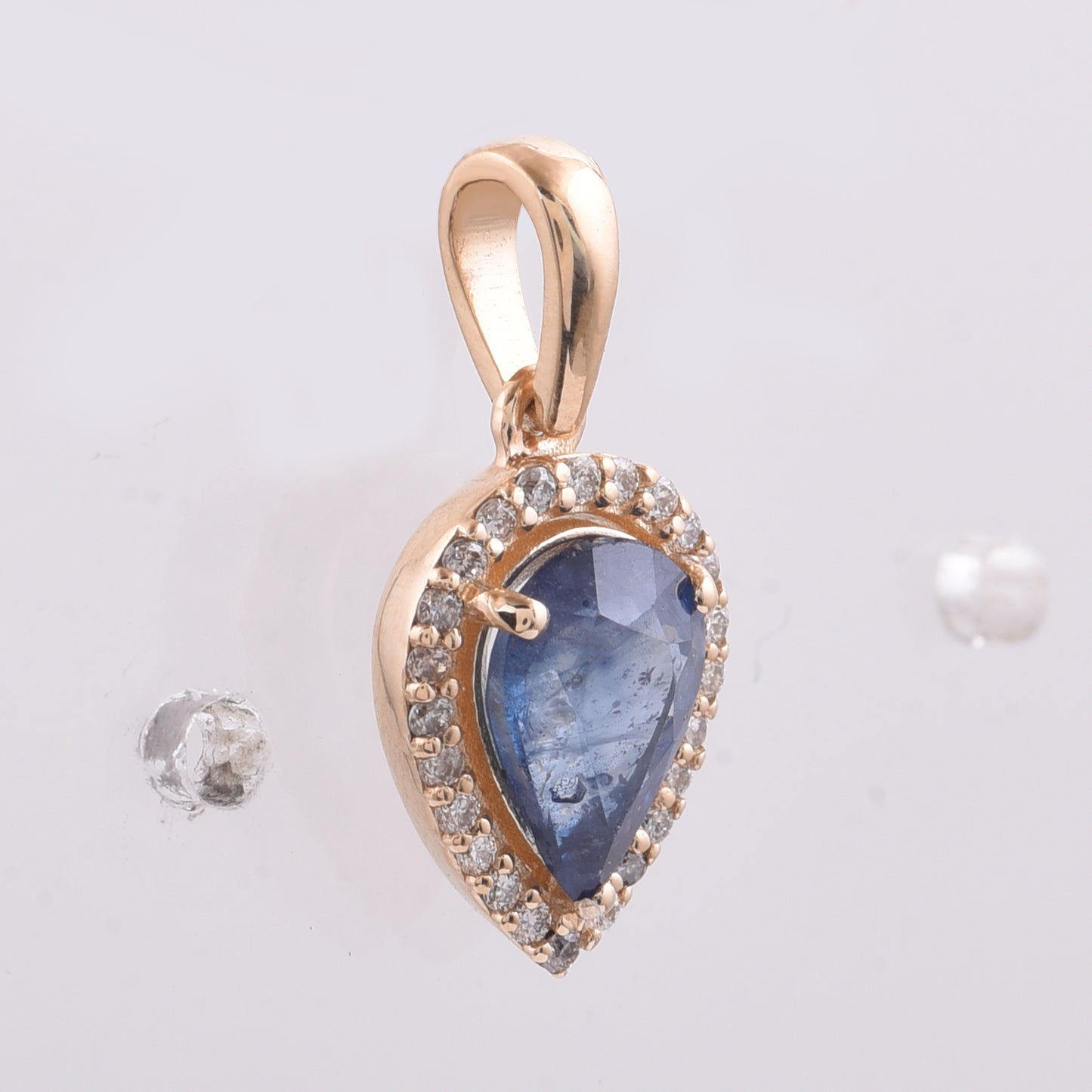 1.29 Ct Pear Natural Sapphire 14K Gold Pendant