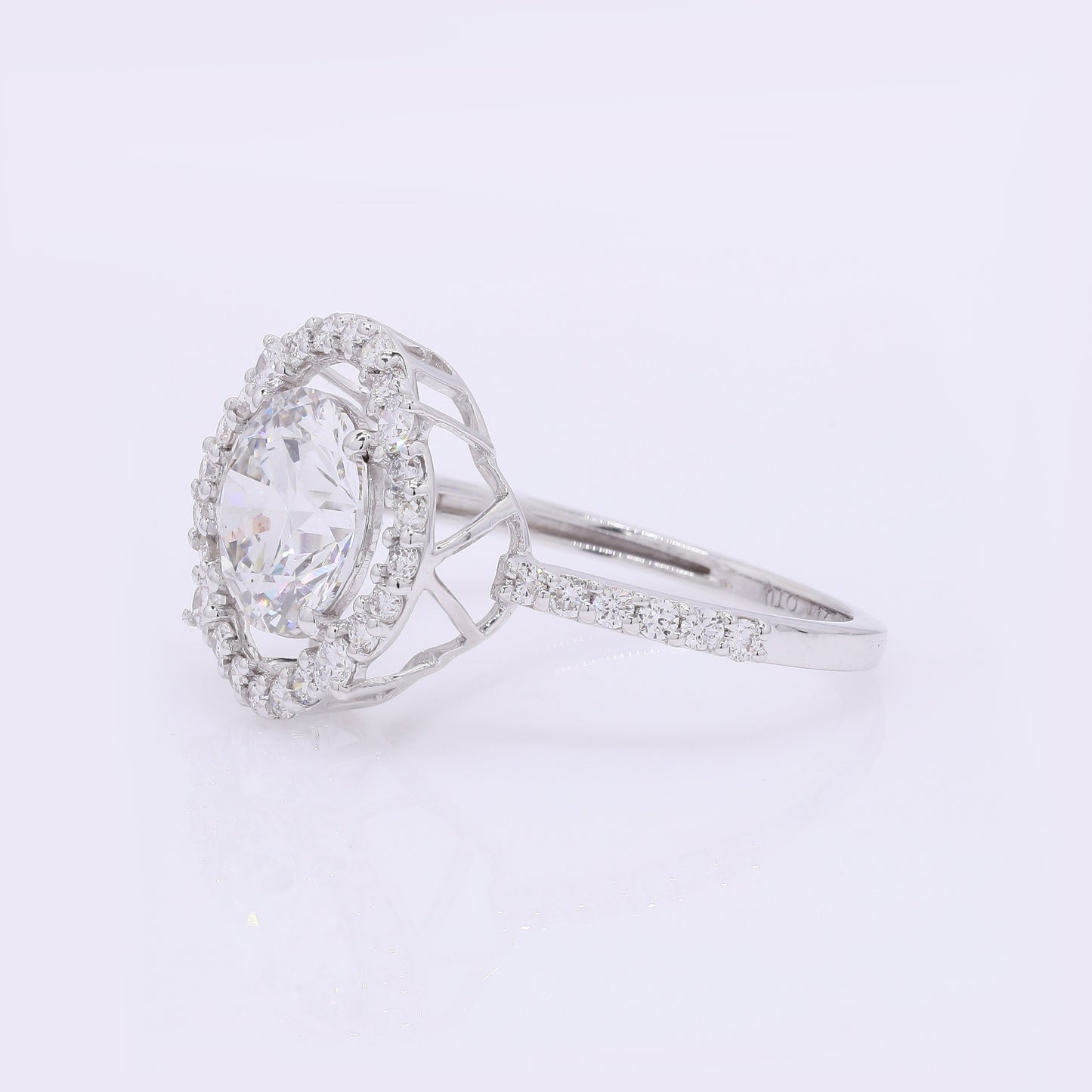 2.60 Carats Lab Grown Diamond 14K Gold Ring