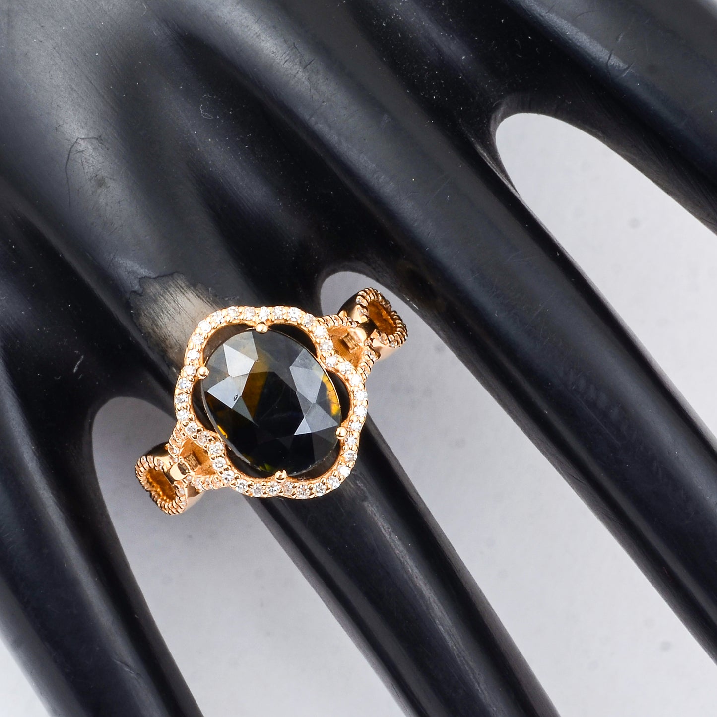 4.38 Ct Oval Mixed Cut Natural Bi Coloured Sapphire 14K Gold Ring