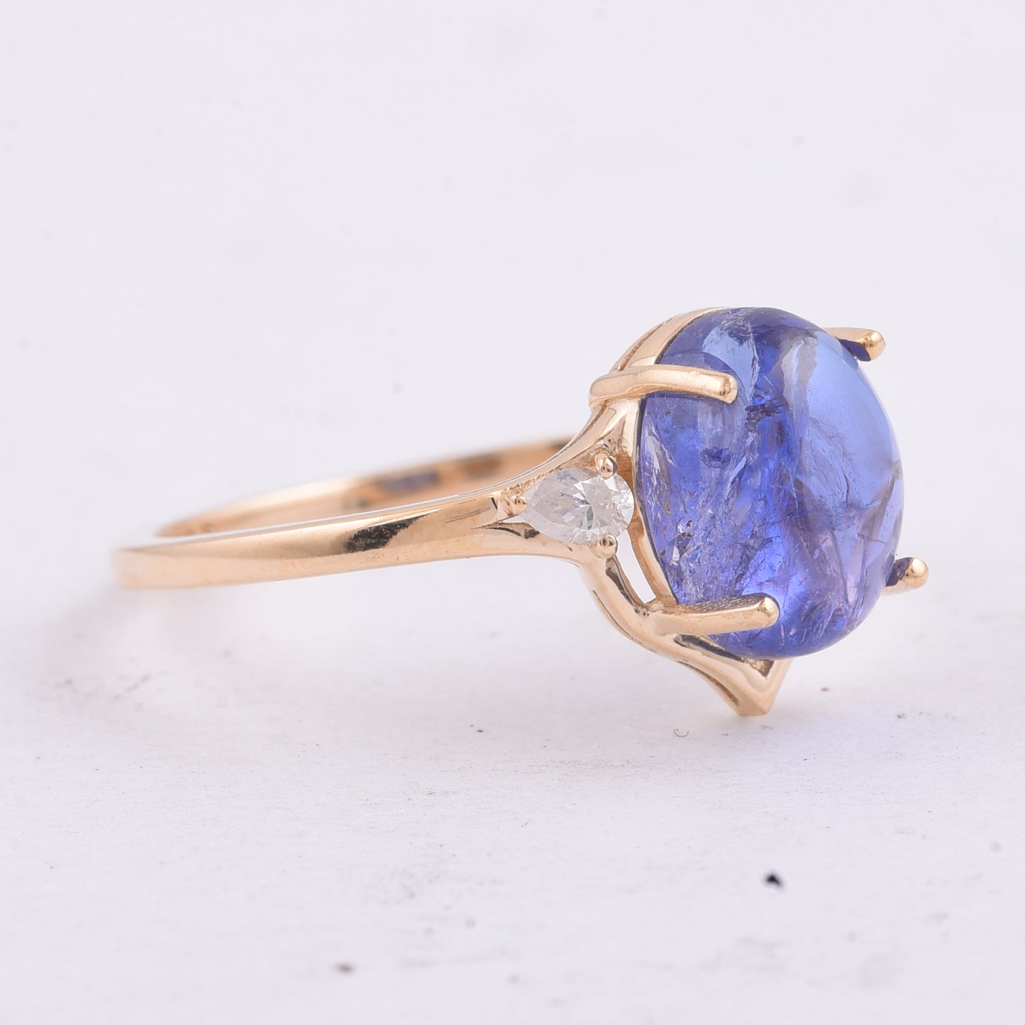 2.75 Ct Oval Cabochon Cut Natural Tanzanite 14K Gold Ring