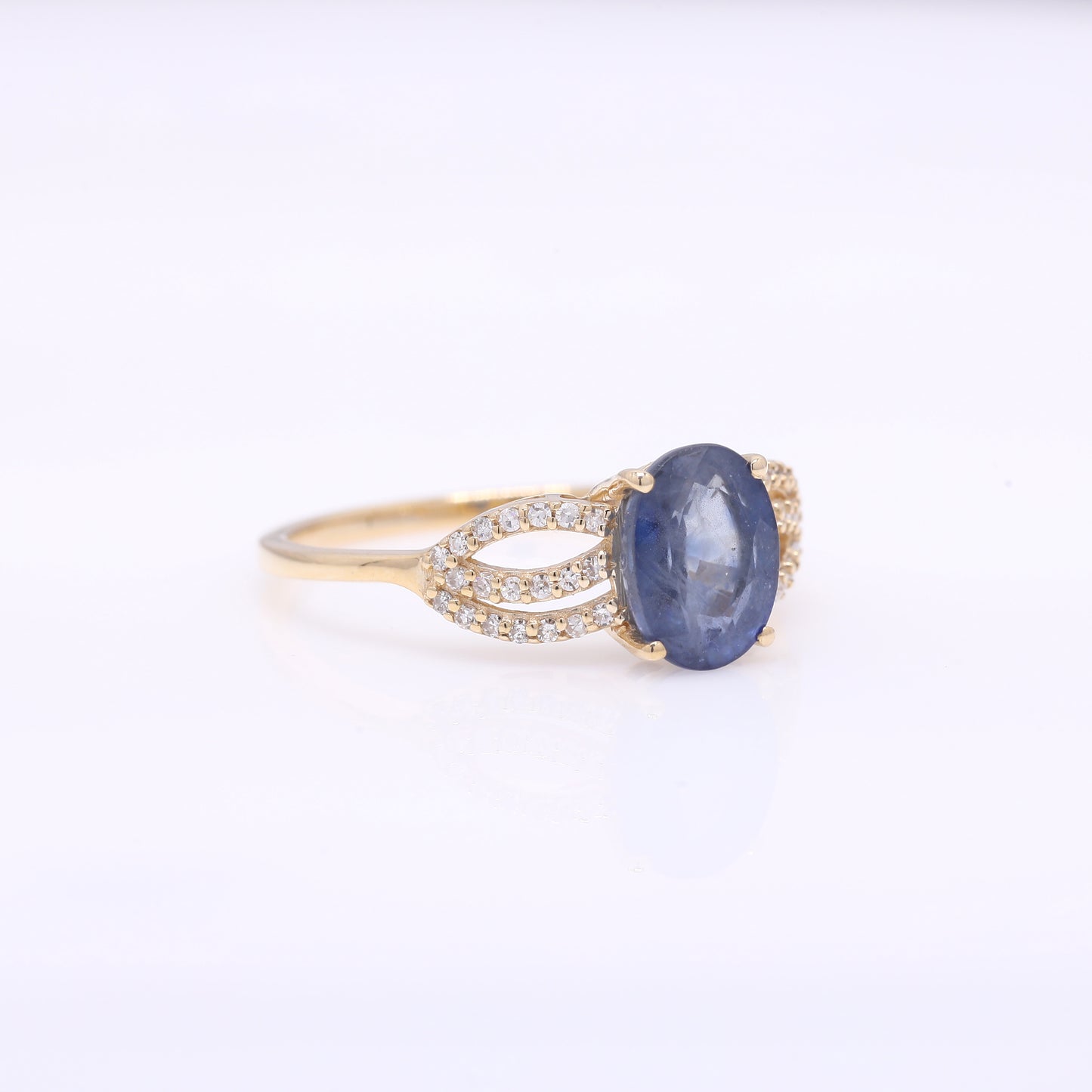 2.04 Ct Oval Mixed Cut Natural Sapphire 14K Gold Ring