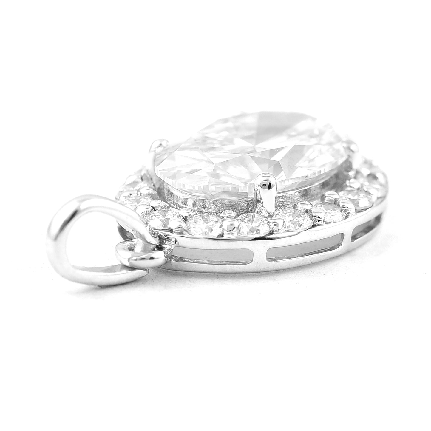 2.31 Carats Lab Grown Diamond 14K Gold Pendant