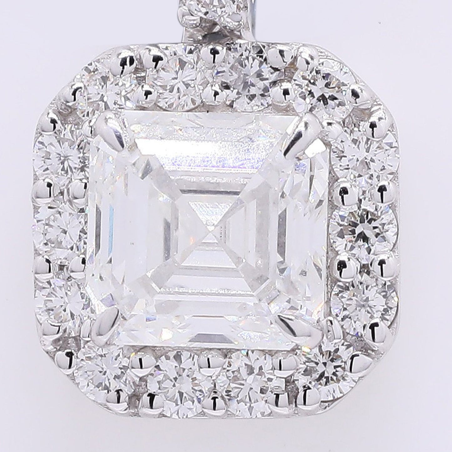 2.43 Carats Lab Grown Diamond 14K Gold Pendant