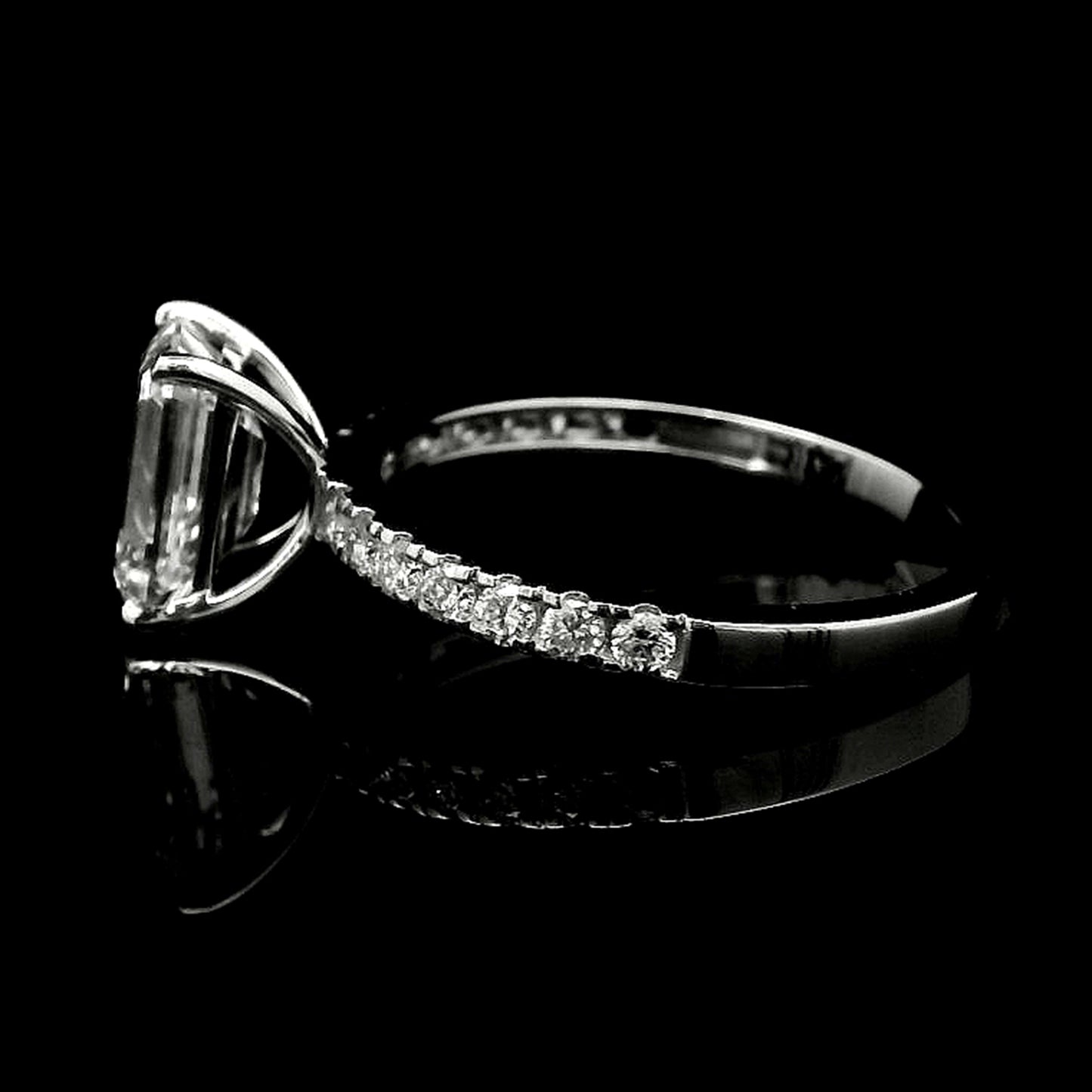 1.95 Carats Lab Grown Diamond 14K Gold Ring