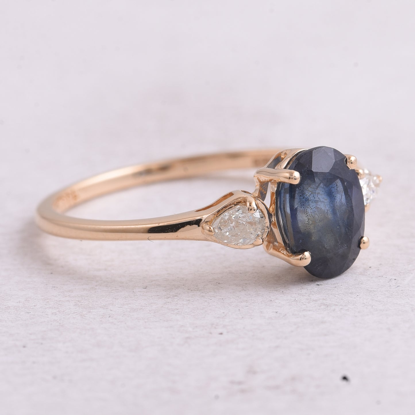 1.79 Ct Oval Mixed Cut Natural Sapphire 14K Gold Ring