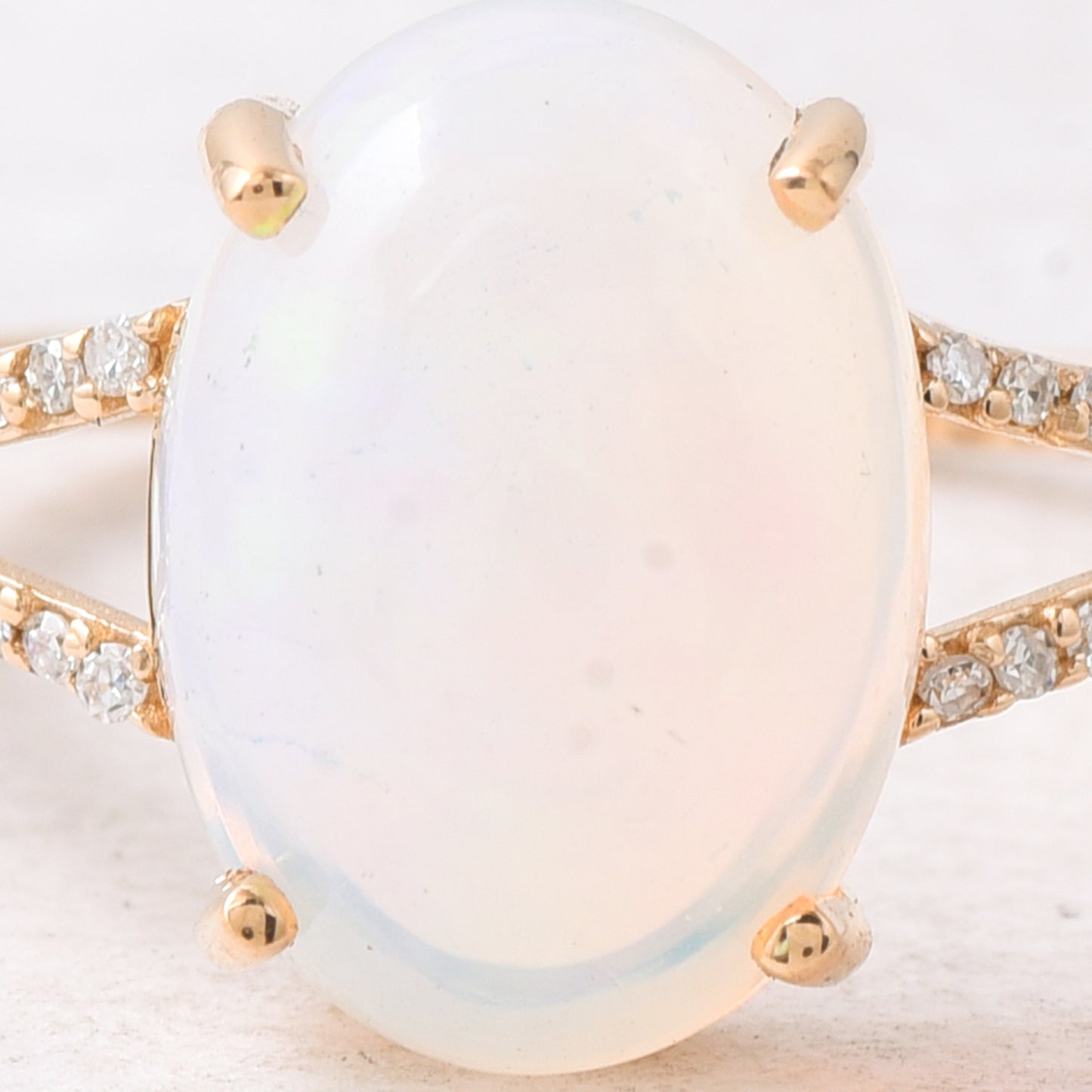 2.78 Ct Oval Cabochon Cut Natural Opal 14K Gold Ring