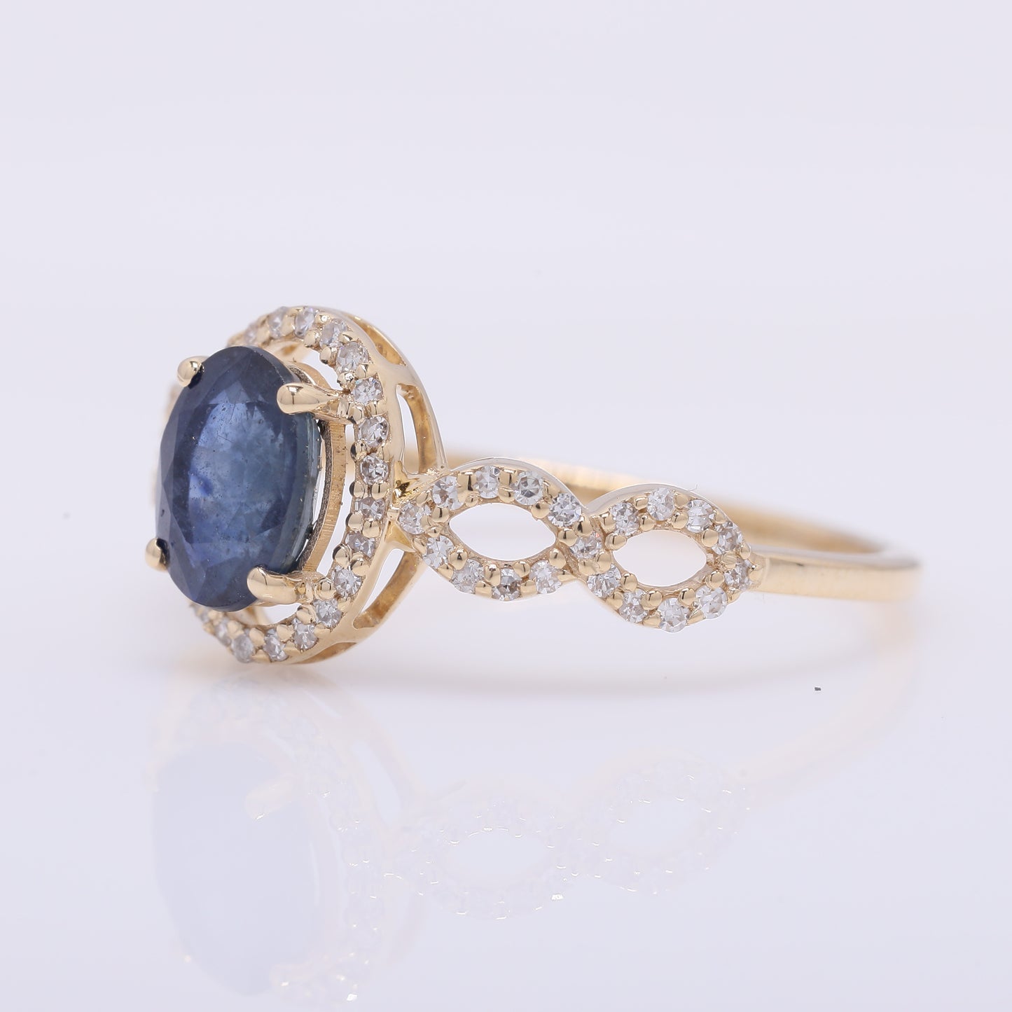 1.39 Ct Oval Mixed Cut Natural Sapphire 14K Gold Ring