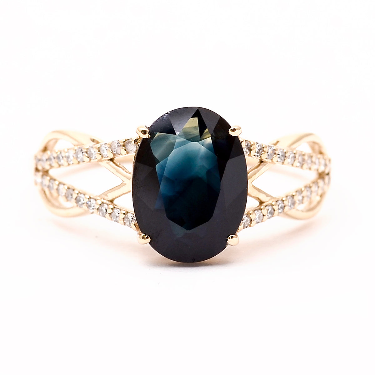 3.02 Ct Oval Natural Sapphire 14K Gold Ring