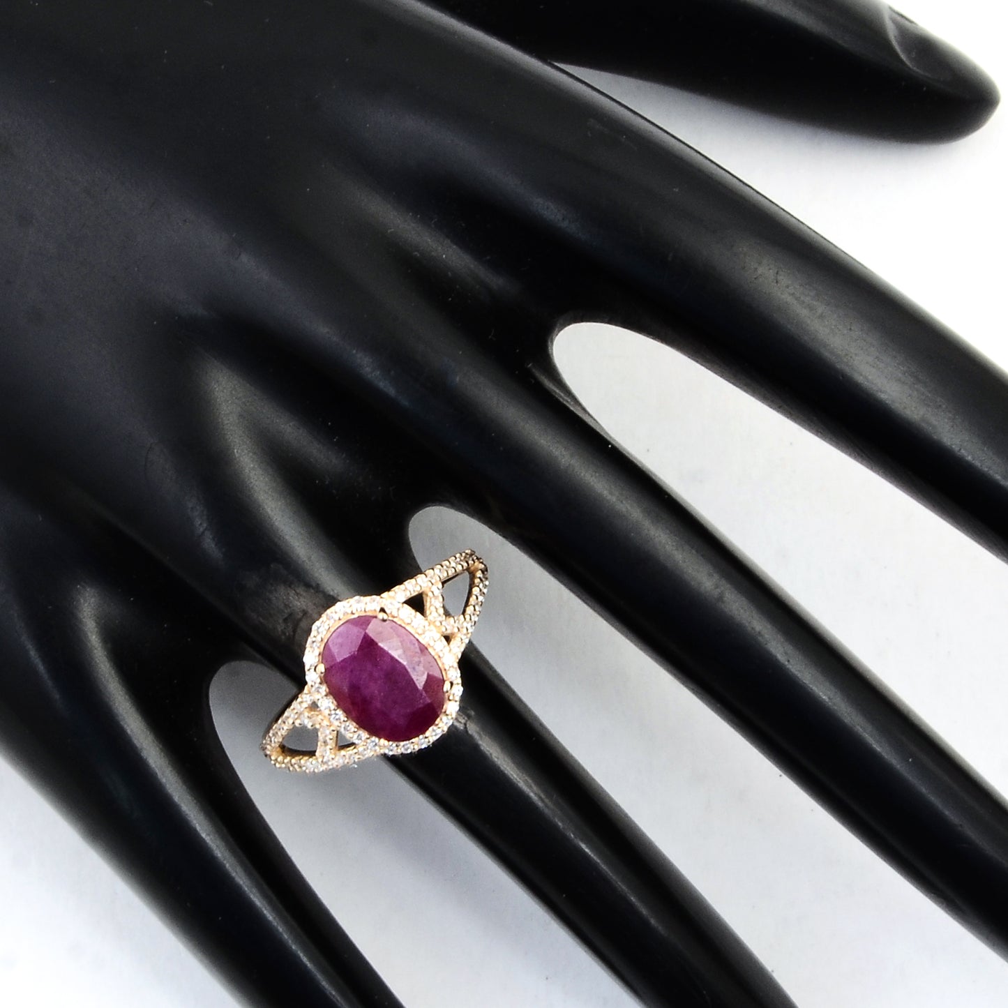 2.77 Ct Oval Mixed Cut Natural Corundum Ruby 14K Gold Ring