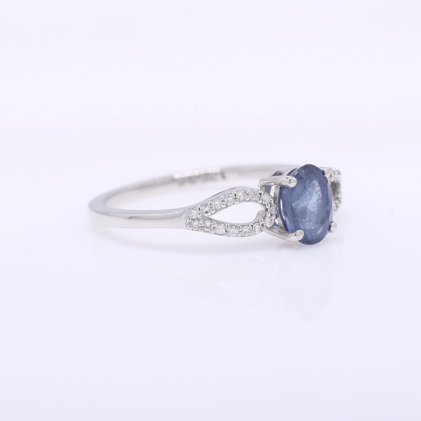1.17 Ct Oval Cabochon Cut Natural Sapphire 950 Platinum Ring