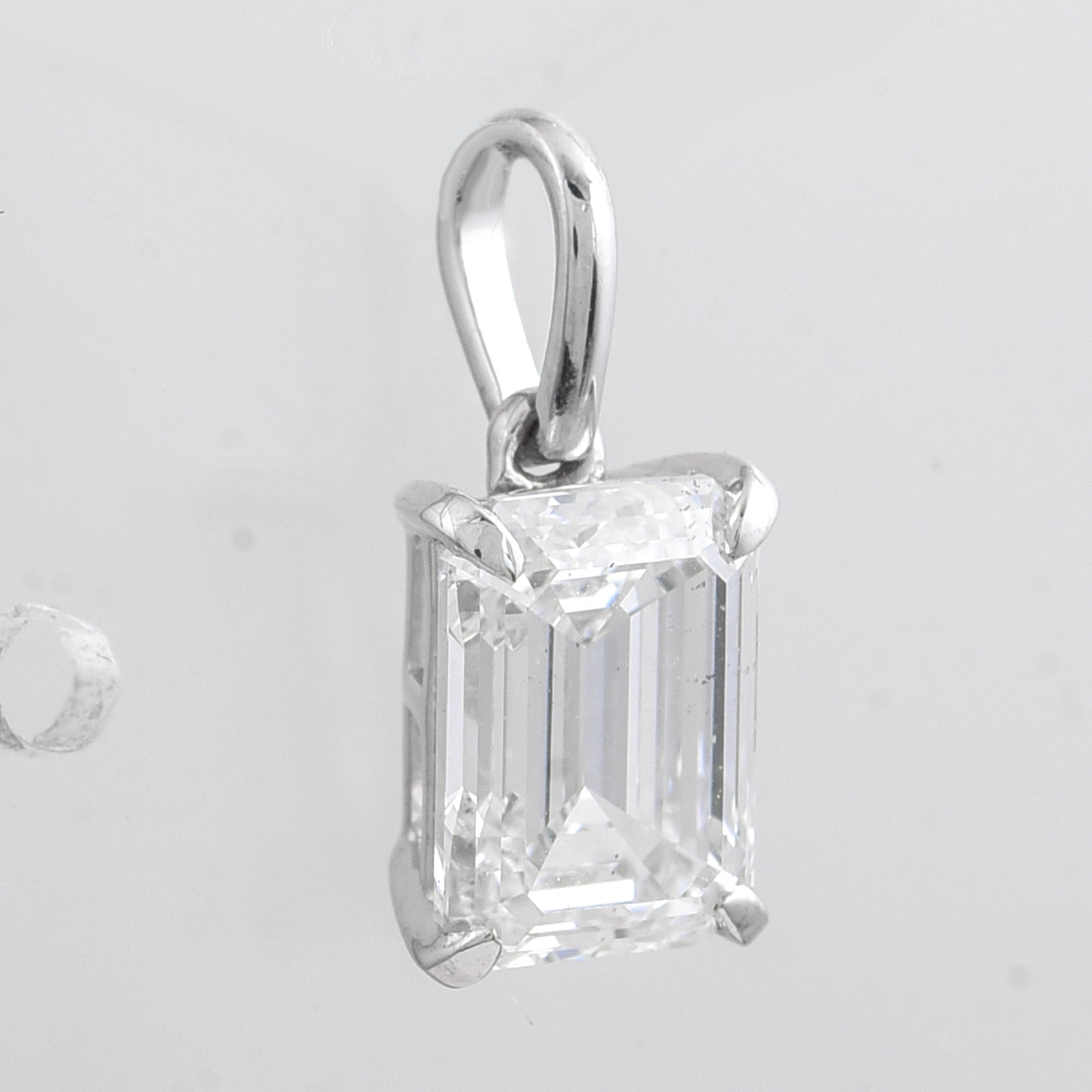 2.01 Carats Lab Grown Diamond 14K Gold Pendant