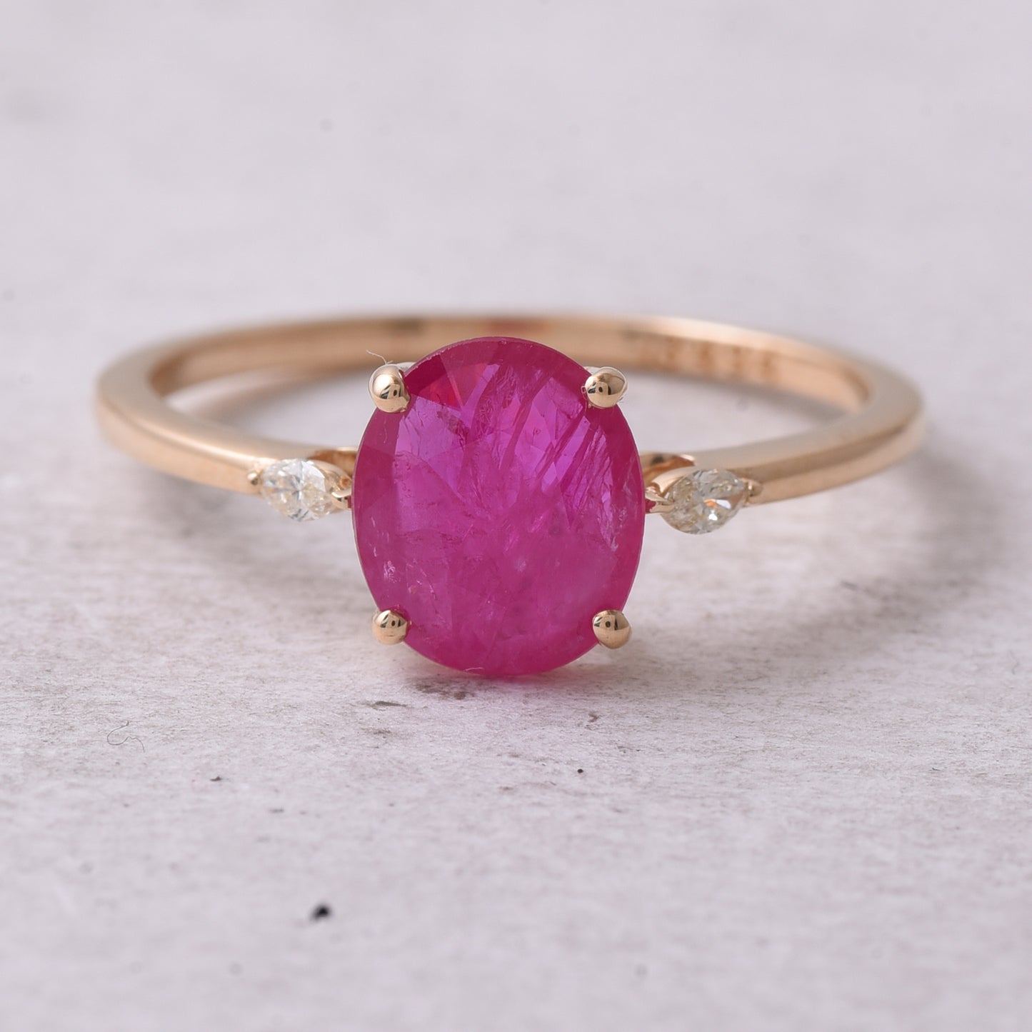 1.40 Ct Oval Natural Ruby 14K Gold Ring