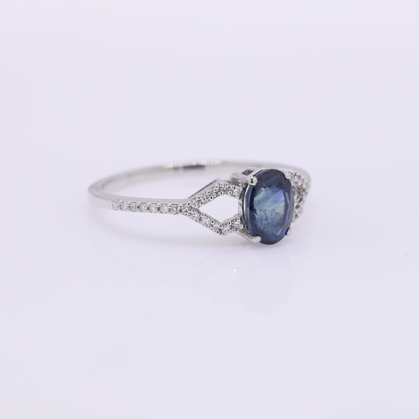 1.32 Ct Oval Mixed Cut Natural Sapphire 950 Platinum Ring