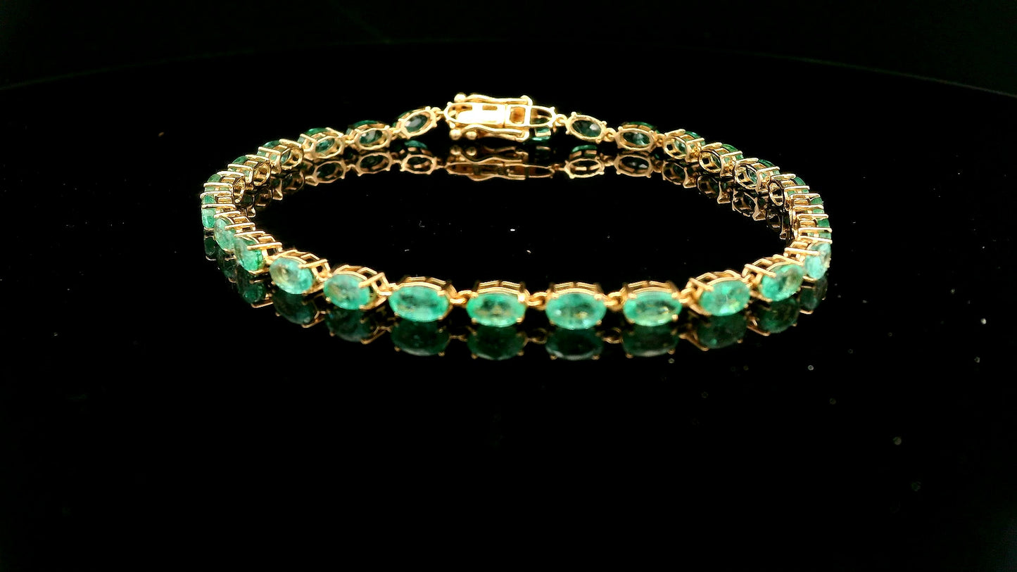 6.07 Ct Oval Emerald 14K Gold Bracelet