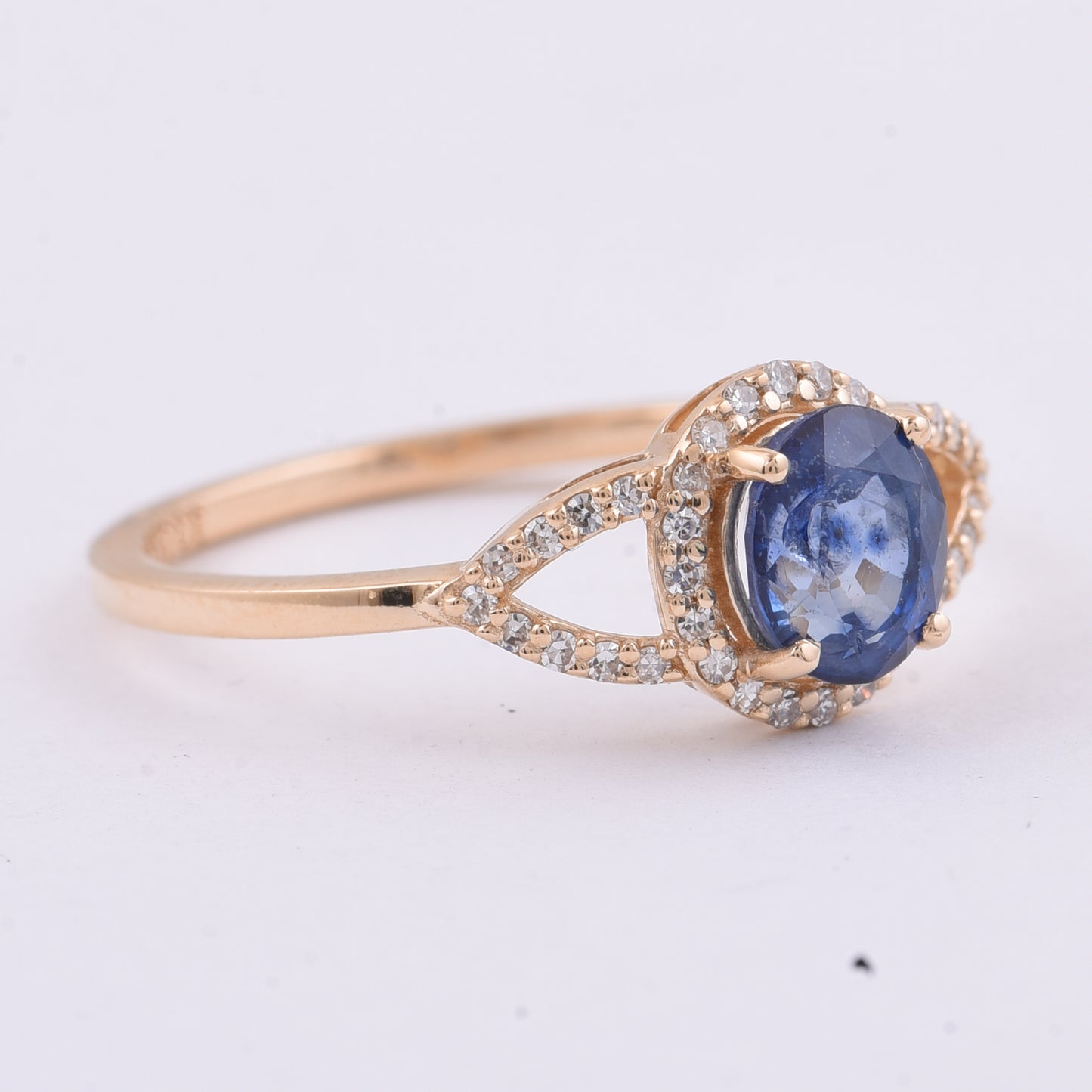 1.14 Ct Oval Natural Sapphire 14K Gold Ring