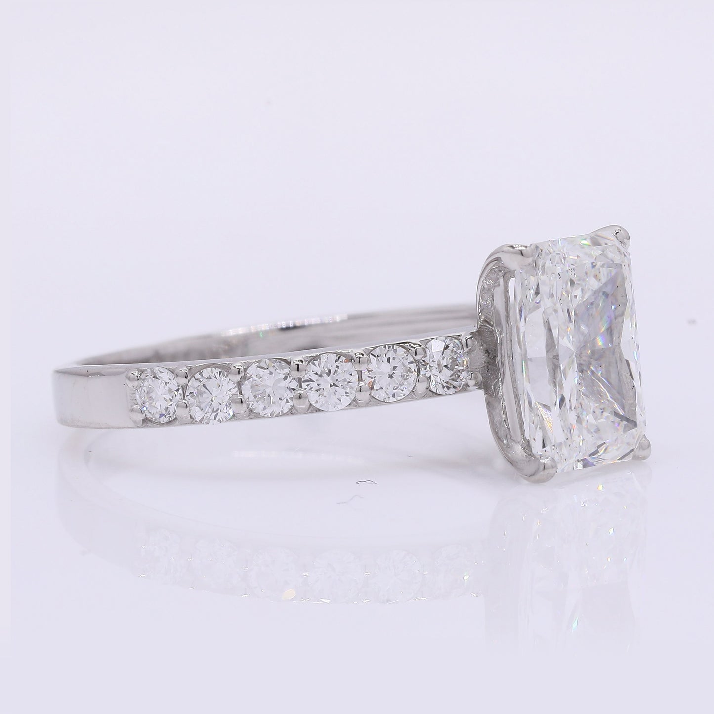 2.37 Carats Lab Grown Diamond 950 Platinum Ring