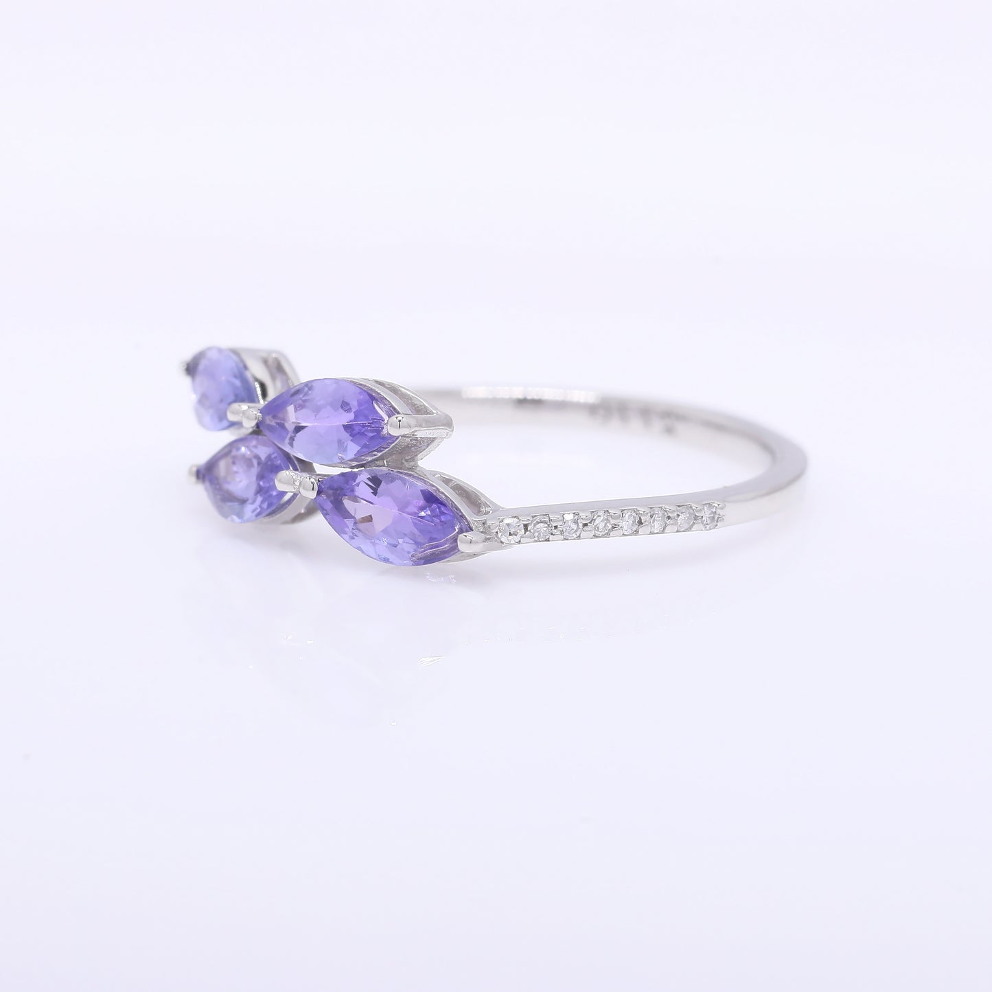 0.90 Ct Marquise Mixed Cut Natural Tanzanite 950 Platinum Ring