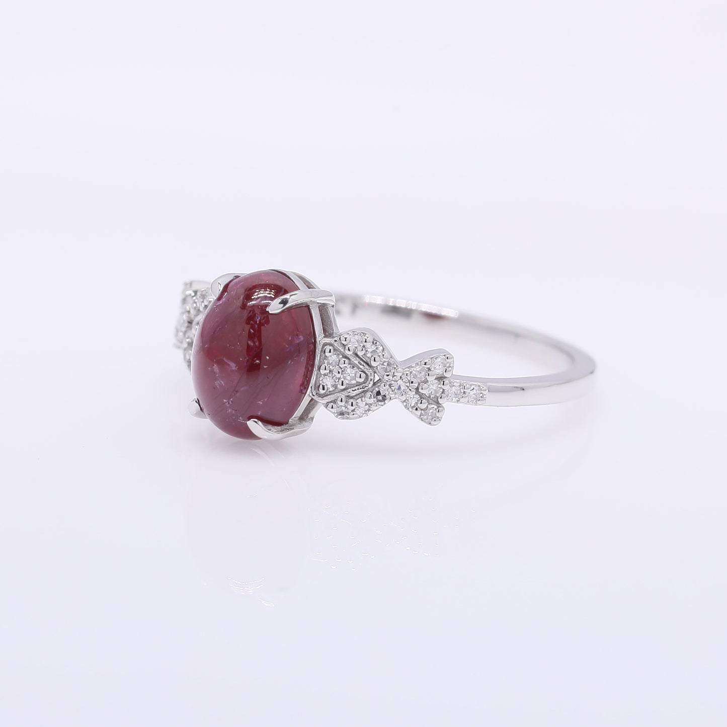 2.28 Ct Oval Cabochon Cut Natural Ruby 950 Platinum Ring