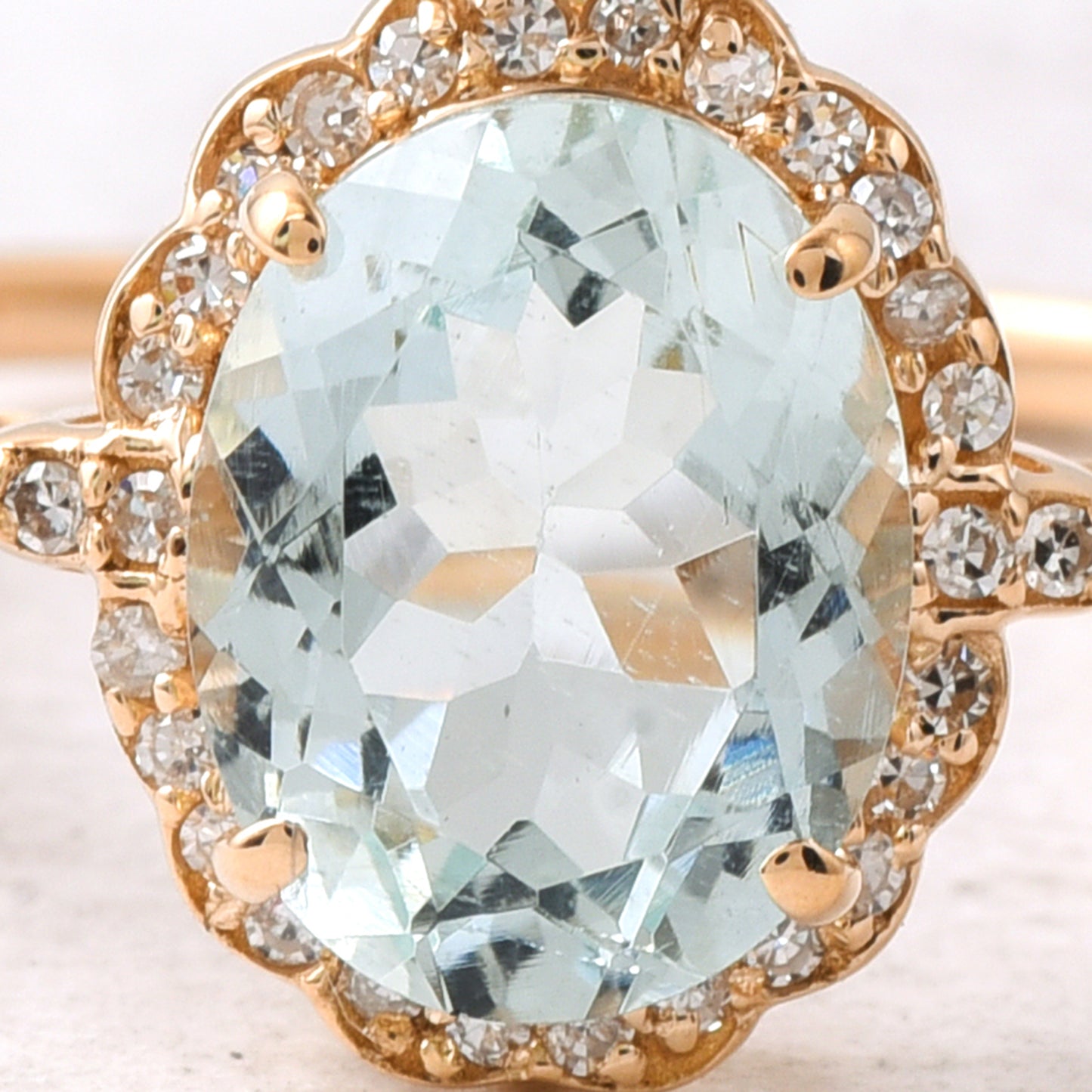 1.89 Ct Oval Mixed Cut Natural Aquamarine 14K Gold Ring