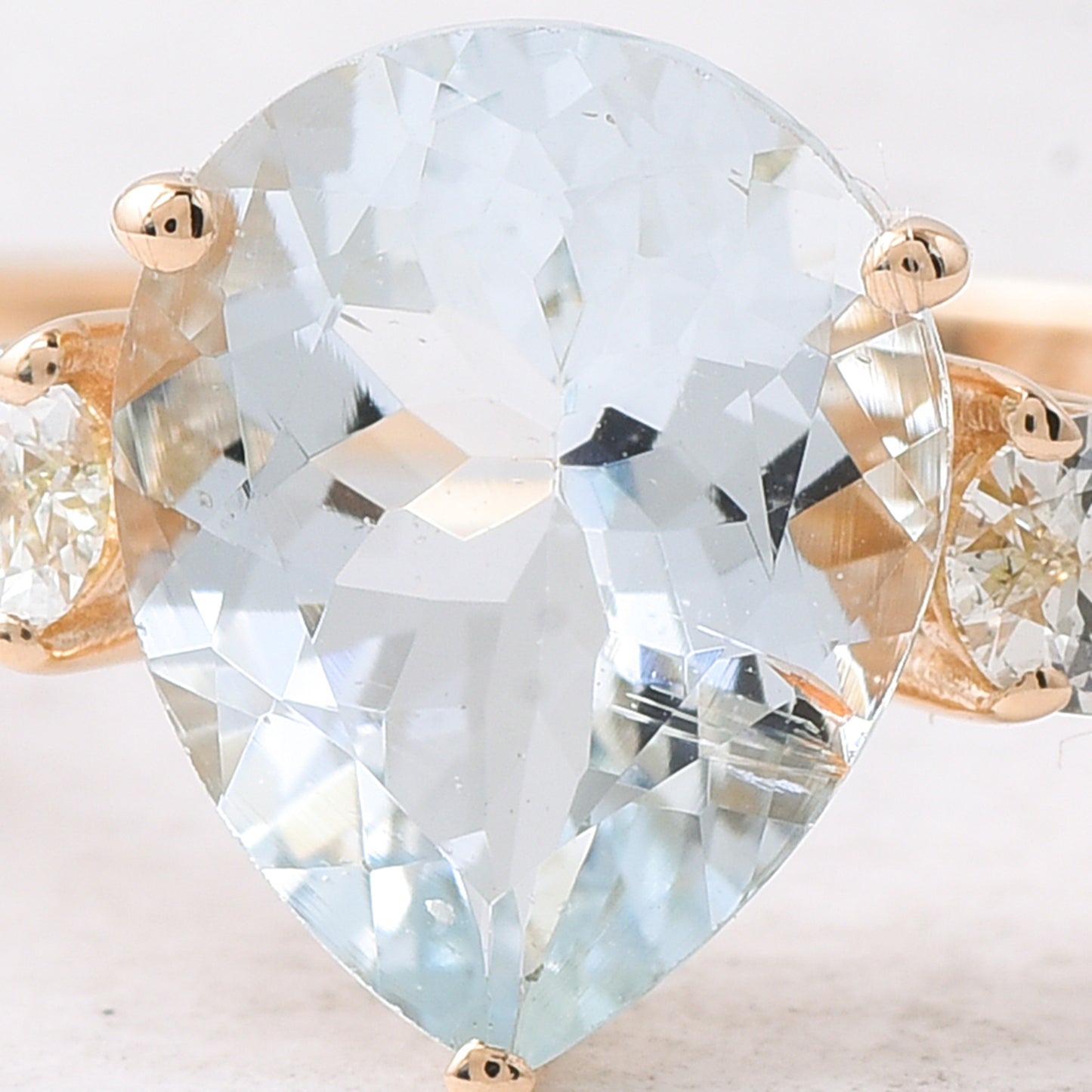 2.81 Ct Pear Mixed Cut Natural Aquamarine 14K Gold Ring